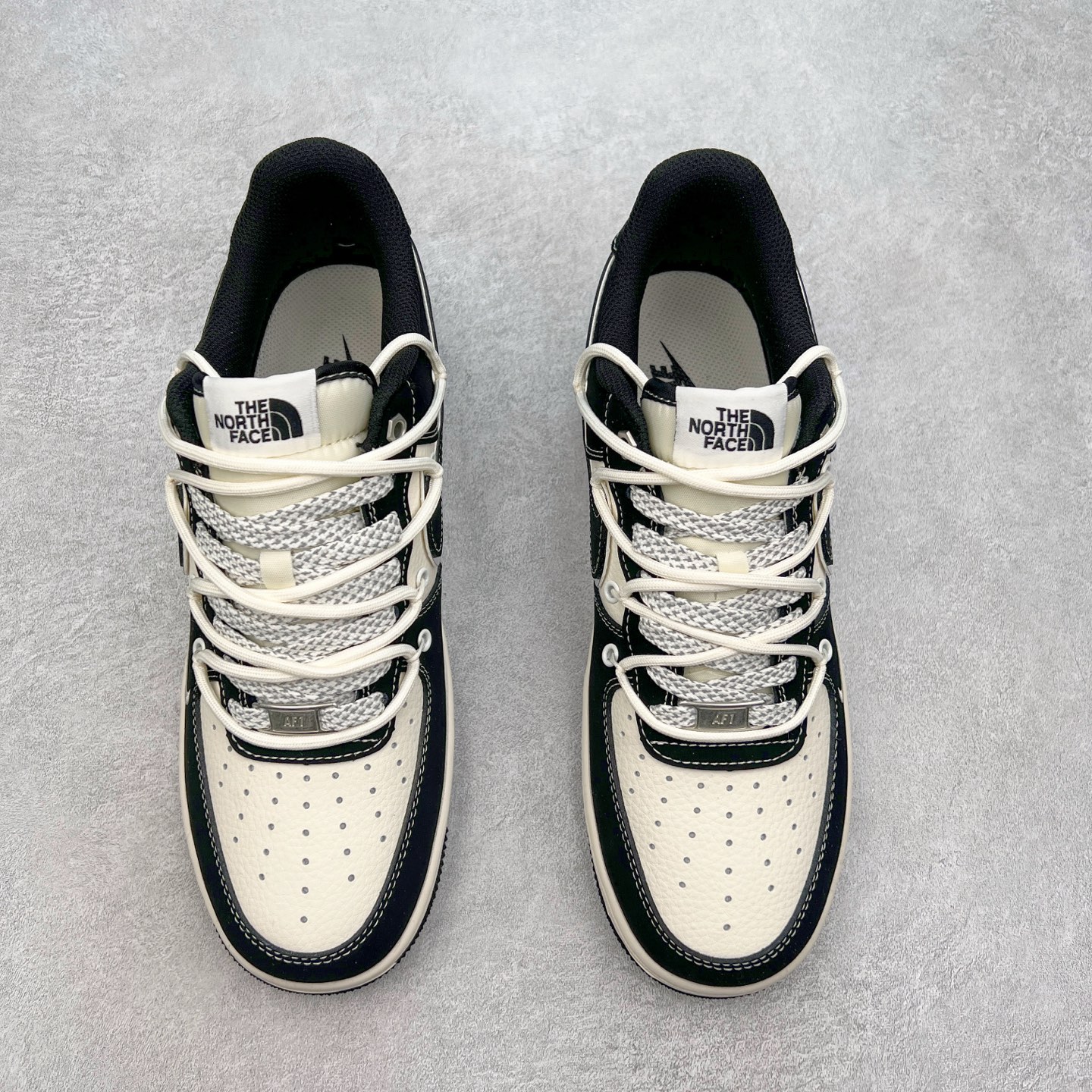 图片[2]-NK Air Force 1´07 Low 空军一号低帮百搭休闲运动板鞋 SJ1198-101 柔软、弹性十足的缓震性能和出色的中底设计 横跨复古与现代的外型结合 造就出风靡全球 三十多年的Force 1 直到今天还深受青睐 实拍调校N版已经零色差零失真 百分百还原实物色彩所见即所得 不存在货不对板色差等低级问题 选购参考实物拍摄 不混卖不参货 只用心做好货严格选品 承诺混一赔十 尺码：36 36.5 37.5 38 38.5 39 40 40.5 41 42 42.5 43 44 44.5 45 46-选品中心