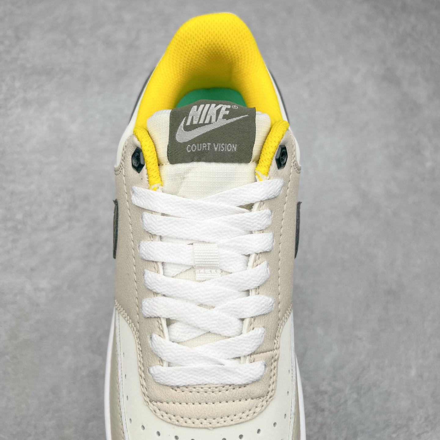 图片[5]-NK Court Vision Low CV低帮复古百搭透气休闲运动板鞋 口碑实力大厂出品 出货即市场巅峰 全套原纸板楦头开发 原汁原味 完美呈现版型 原数据独家私模大底 超高清洁度 极限压缩成本 超级跑量款式 经典耐用的设计 兼顾舒适脚感和出众风范 演绎匠心之作 结构性的支撑贴合感结合复古篮球设计 塑就场外全明星风范 实拍调校N版已经零色差零失真 百分百还原实物色彩所见即所得 不存在货不对板色差等低级问题 选购参考实物拍摄 不混卖不参货 只用心做好货严格选品 承诺混一赔十 尺码：36 36.5 37.5 38 38.5 39 40 40.5 41 42 42.5 43 44 44.5 45-选品中心