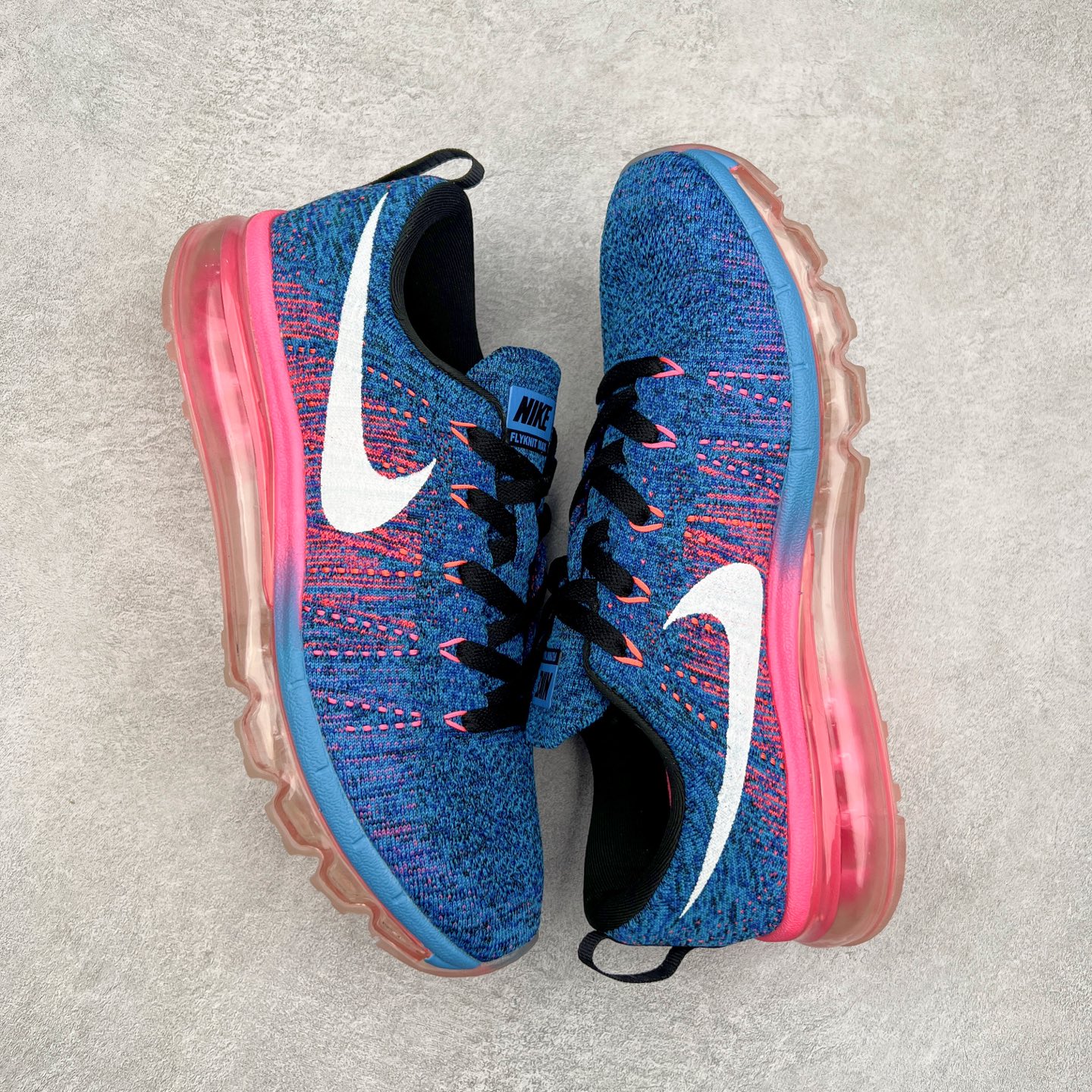 图片[3]-＃纯原 NK Air Max Flyknit 2014 舒适百搭减震耐磨低帮休闲跑步鞋 620469-014 使用备受欢迎的创新FLYKNIT鞋面 一体成形无缝设计将良好的透气性、柔韧性及支撑性完美结合于一身 结合飞线（FLYWIRE）科技 大幅减轻鞋身重量同时 更能根据步态实时调整鞋面的贴合度 如第二层皮肤般轻盈包裹双脚 高性能的缓震性能可将外部冲击力减至最低 让热爱驰骋的你得到可靠的保护 抓地力半透明橡胶外底结合升级版华夫格外底纹路 保证高磨区的耐久性同时更能带给双脚持久稳定的抓地力 无论是路跑或赛道跑 都能为你造就强大功能支持 实拍调校N版已经零色差零失真 百分百还原实物色彩所见即所得 不存在货不对板色差等低级问题 选购参考实物拍摄 不混卖不参货 只用心做好货严格选品 承诺混一赔十 尺码：35.5 36 36.5 37.5 38 38.5 39 40 40.5 41 42 42.5 43 44 44.5 45 46 46.5-选品中心