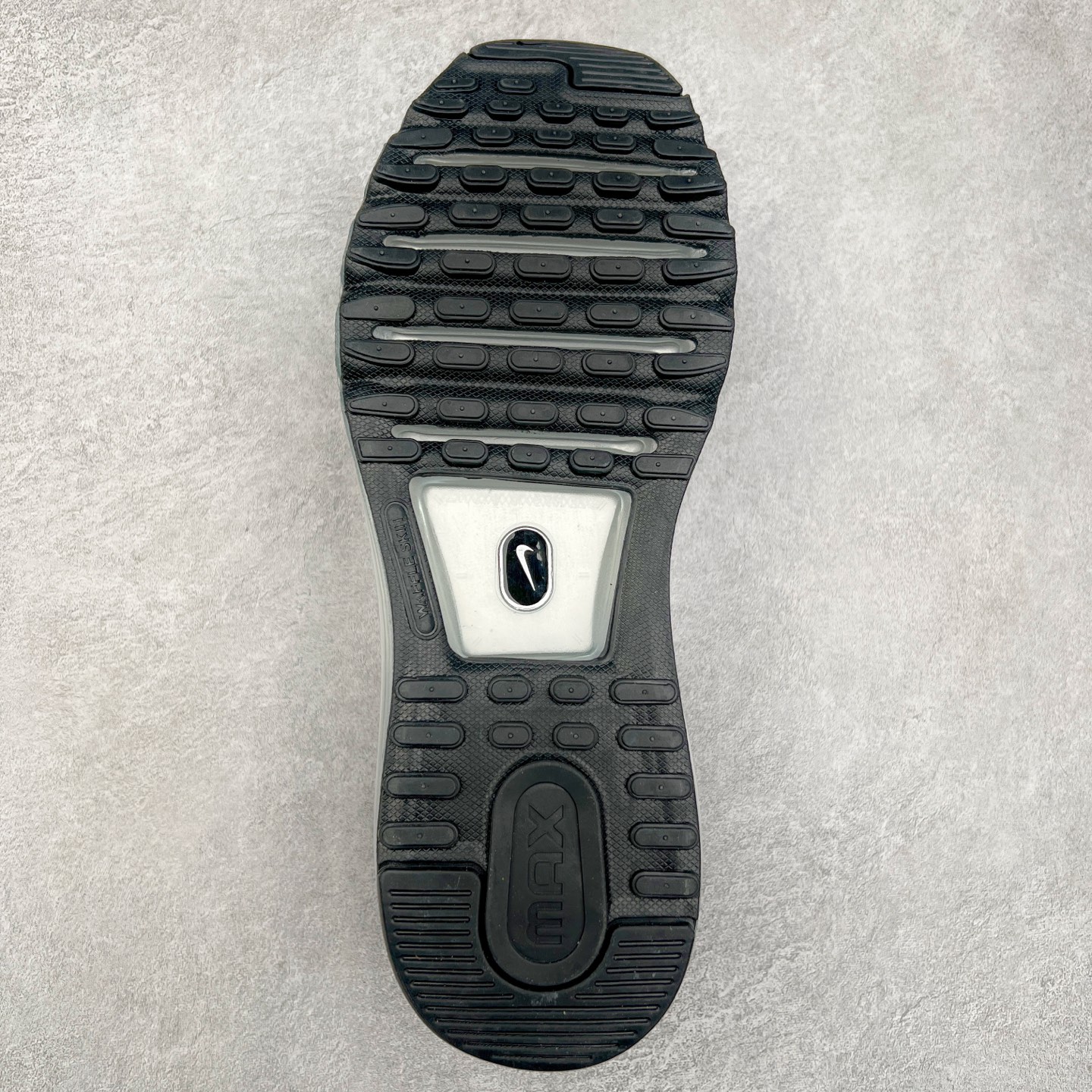 图片[9]-＃纯原 NK Air Max 2013 经典舒适时尚耐磨透气低帮气垫跑步鞋 HJ7901-095 携时尚设计闪亮回归 出众有型 采用网眼布细节和运动风无缝覆面 助你保持清爽感受 塑就焕新造型 经典 Flywire 设计搭配经典全掌型 Max Air 缓震配置 缔造出众舒适感和支撑效果实拍调校N版已经零色差零失真 百分百还原实物色彩所见即所得 不存在货不对板色差等低级问题 选购参考实物拍摄 不混卖不参货 只用心做好货严格选品 承诺混一赔十 尺码：35.5 36 36.5 37.5 38 38.5 39 40 40.5 41 42 42.5 43 44 44.5 45 46 46.5-选品中心