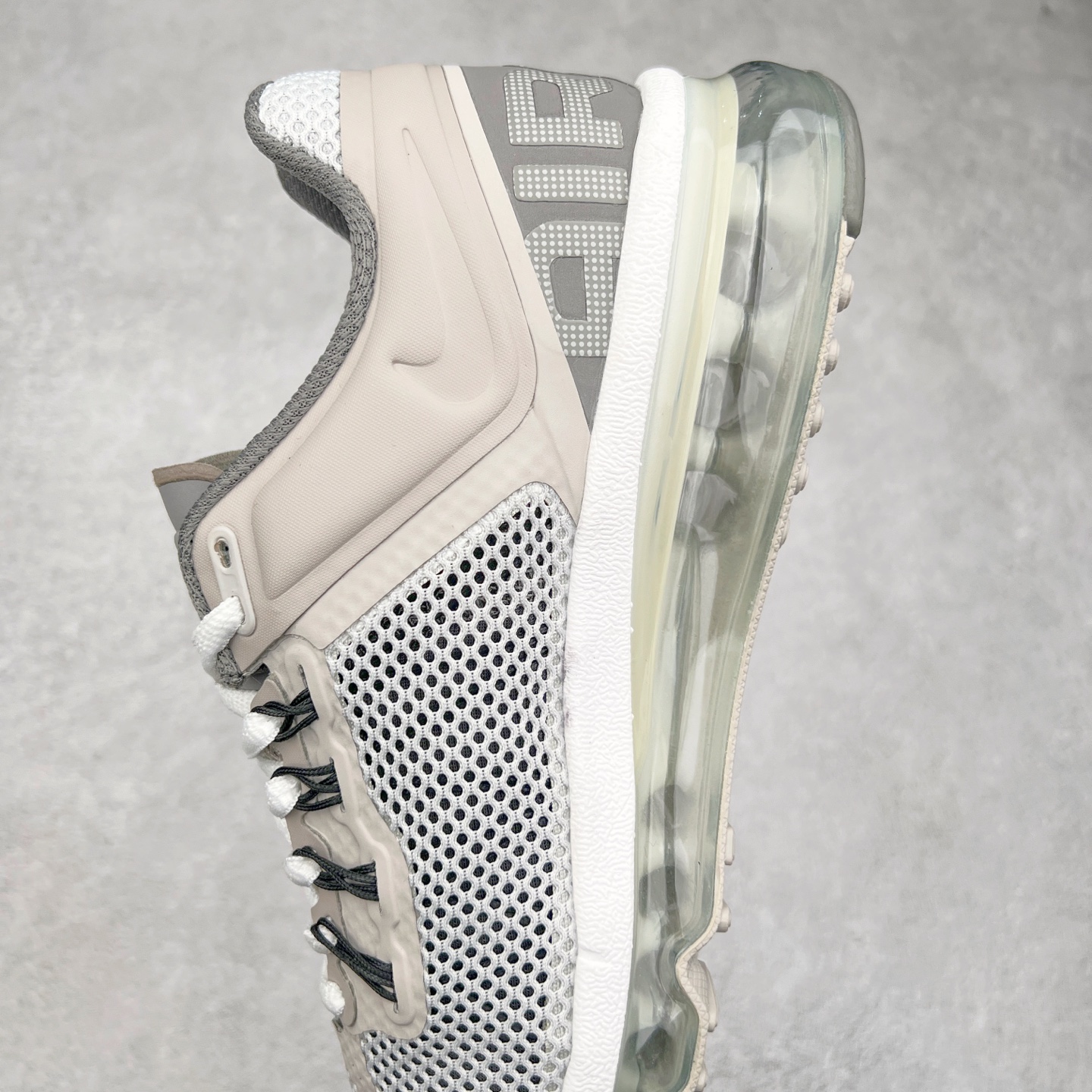 图片[7]-＃纯原 NK Air Max 2013 经典舒适时尚耐磨透气低帮气垫跑步鞋 FZ4140-025 携时尚设计闪亮回归 出众有型 采用网眼布细节和运动风无缝覆面 助你保持清爽感受 塑就焕新造型 经典 Flywire 设计搭配经典全掌型 Max Air 缓震配置 缔造出众舒适感和支撑效果实拍调校N版已经零色差零失真 百分百还原实物色彩所见即所得 不存在货不对板色差等低级问题 选购参考实物拍摄 不混卖不参货 只用心做好货严格选品 承诺混一赔十 尺码：35.5 36 36.5 37.5 38 38.5 39 40 40.5 41 42 42.5 43 44 44.5 45 46 46.5-选品中心