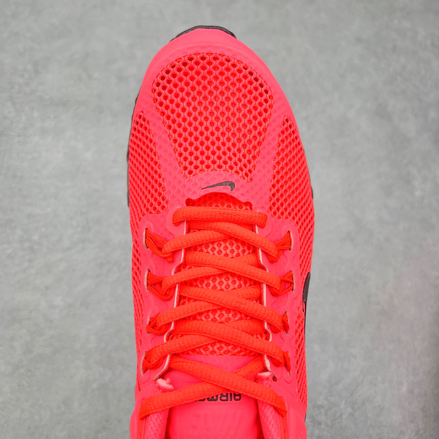 图片[4]-＃纯原 NK Air Max 2013 经典舒适时尚耐磨透气低帮气垫跑步鞋 HF3660-600 携时尚设计闪亮回归 出众有型 采用网眼布细节和运动风无缝覆面 助你保持清爽感受 塑就焕新造型 经典 Flywire 设计搭配经典全掌型 Max Air 缓震配置 缔造出众舒适感和支撑效果实拍调校N版已经零色差零失真 百分百还原实物色彩所见即所得 不存在货不对板色差等低级问题 选购参考实物拍摄 不混卖不参货 只用心做好货严格选品 承诺混一赔十 尺码：35.5 36 36.5 37.5 38 38.5 39 40 40.5 41 42 42.5 43 44 44.5 45 46 46.5-选品中心