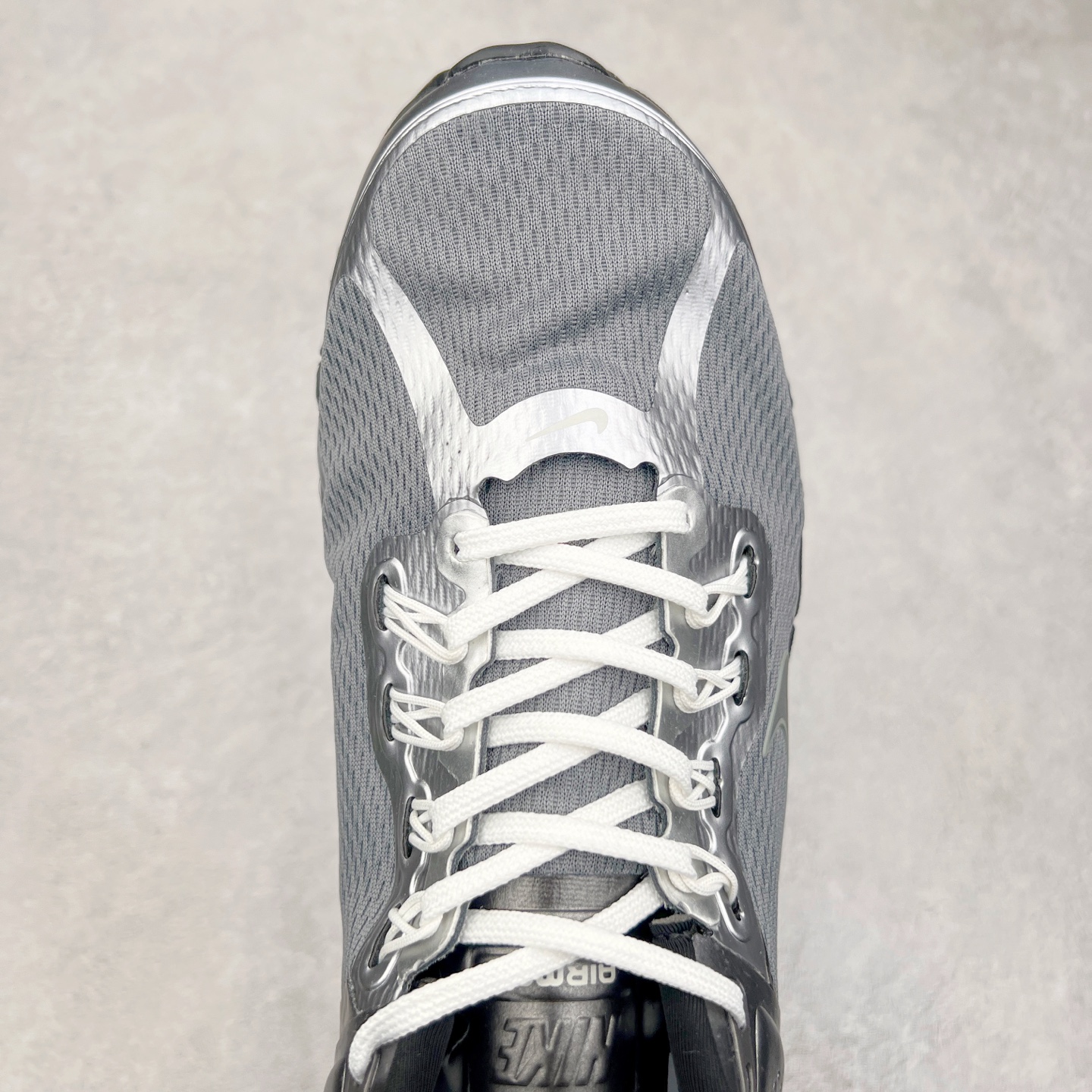 图片[4]-＃纯原 NK Air Max 2013 经典舒适时尚耐磨透气低帮气垫跑步鞋 HQ3481-099 携时尚设计闪亮回归 出众有型 采用网眼布细节和运动风无缝覆面 助你保持清爽感受 塑就焕新造型 经典 Flywire 设计搭配经典全掌型 Max Air 缓震配置 缔造出众舒适感和支撑效果实拍调校N版已经零色差零失真 百分百还原实物色彩所见即所得 不存在货不对板色差等低级问题 选购参考实物拍摄 不混卖不参货 只用心做好货严格选品 承诺混一赔十 尺码：35.5 36 36.5 37.5 38 38.5 39 40 40.5 41 42 42.5 43 44 44.5 45 46 46.5-选品中心