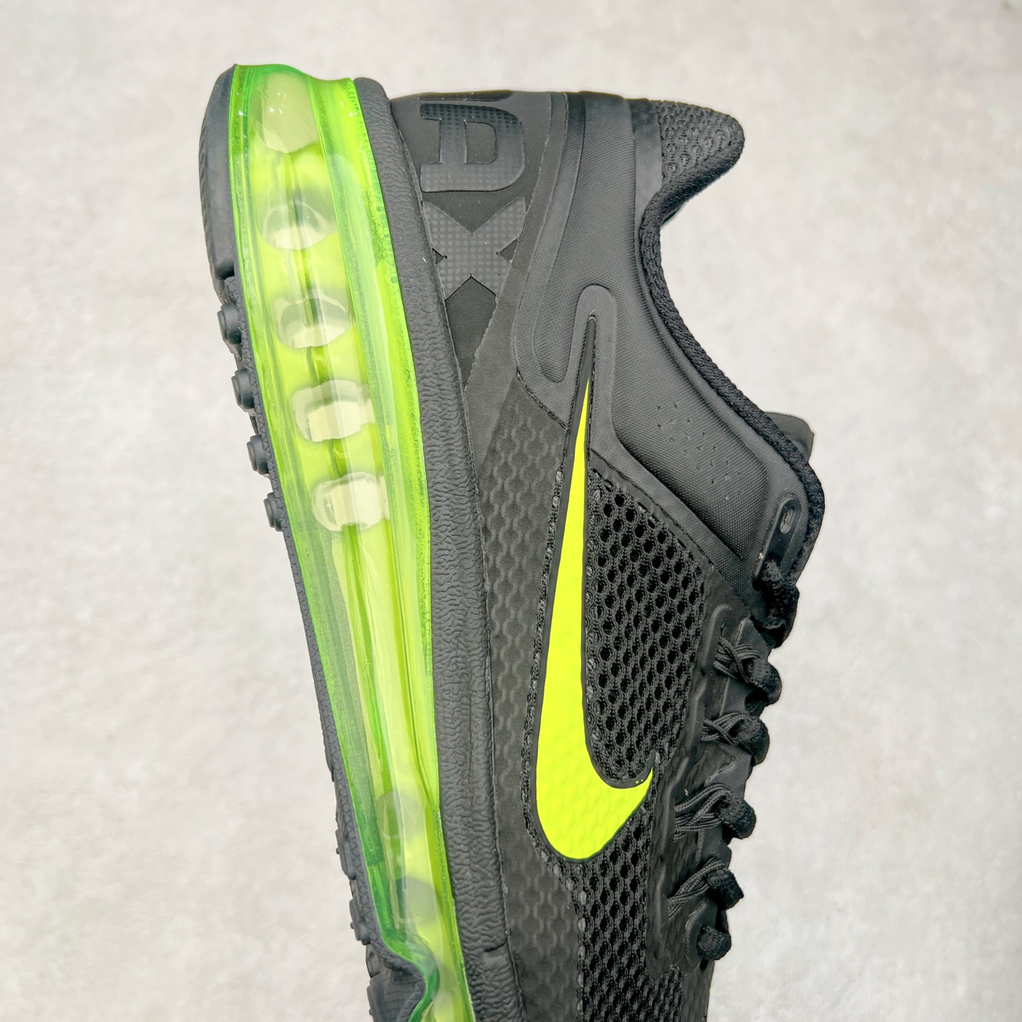 图片[6]-＃纯原 NK Air Max 2013 经典舒适时尚耐磨透气低帮气垫跑步鞋 HF3660-001 携时尚设计闪亮回归 出众有型 采用网眼布细节和运动风无缝覆面 助你保持清爽感受 塑就焕新造型 经典 Flywire 设计搭配经典全掌型 Max Air 缓震配置 缔造出众舒适感和支撑效果实拍调校N版已经零色差零失真 百分百还原实物色彩所见即所得 不存在货不对板色差等低级问题 选购参考实物拍摄 不混卖不参货 只用心做好货严格选品 承诺混一赔十 尺码：35.5 36 36.5 37.5 38 38.5 39 40 40.5 41 42 42.5 43 44 44.5 45 46 46.5-选品中心