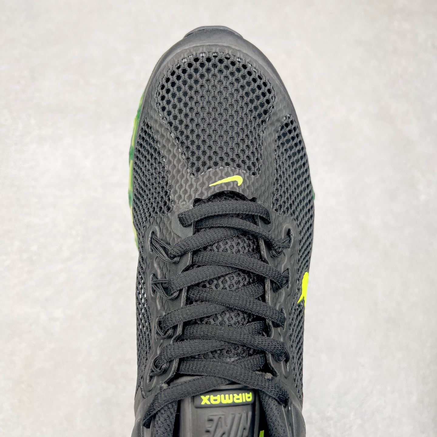 图片[4]-＃纯原 NK Air Max 2013 经典舒适时尚耐磨透气低帮气垫跑步鞋 HF3660-001 携时尚设计闪亮回归 出众有型 采用网眼布细节和运动风无缝覆面 助你保持清爽感受 塑就焕新造型 经典 Flywire 设计搭配经典全掌型 Max Air 缓震配置 缔造出众舒适感和支撑效果实拍调校N版已经零色差零失真 百分百还原实物色彩所见即所得 不存在货不对板色差等低级问题 选购参考实物拍摄 不混卖不参货 只用心做好货严格选品 承诺混一赔十 尺码：35.5 36 36.5 37.5 38 38.5 39 40 40.5 41 42 42.5 43 44 44.5 45 46 46.5-选品中心