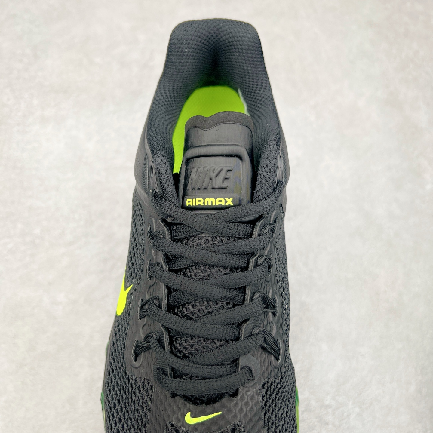 图片[5]-＃纯原 NK Air Max 2013 经典舒适时尚耐磨透气低帮气垫跑步鞋 HF3660-001 携时尚设计闪亮回归 出众有型 采用网眼布细节和运动风无缝覆面 助你保持清爽感受 塑就焕新造型 经典 Flywire 设计搭配经典全掌型 Max Air 缓震配置 缔造出众舒适感和支撑效果实拍调校N版已经零色差零失真 百分百还原实物色彩所见即所得 不存在货不对板色差等低级问题 选购参考实物拍摄 不混卖不参货 只用心做好货严格选品 承诺混一赔十 尺码：35.5 36 36.5 37.5 38 38.5 39 40 40.5 41 42 42.5 43 44 44.5 45 46 46.5-选品中心