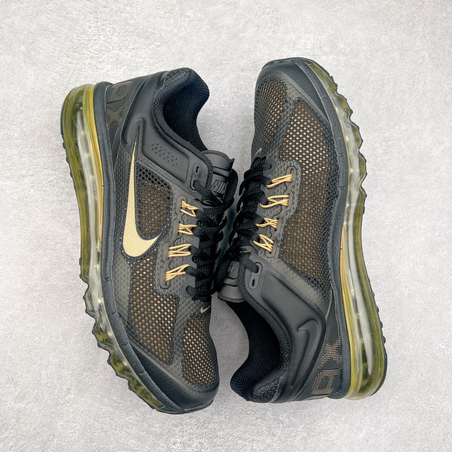 图片[3]-＃纯原 NK Air Max 2013 经典舒适时尚耐磨透气低帮气垫跑步鞋 HQ1927-001 携时尚设计闪亮回归 出众有型 采用网眼布细节和运动风无缝覆面 助你保持清爽感受 塑就焕新造型 经典 Flywire 设计搭配经典全掌型 Max Air 缓震配置 缔造出众舒适感和支撑效果实拍调校N版已经零色差零失真 百分百还原实物色彩所见即所得 不存在货不对板色差等低级问题 选购参考实物拍摄 不混卖不参货 只用心做好货严格选品 承诺混一赔十 尺码：35.5 36 36.5 37.5 38 38.5 39 40 40.5 41 42 42.5 43 44 44.5 45 46 46.5-选品中心