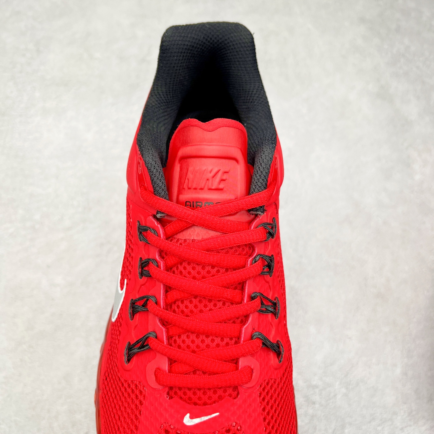 图片[5]-＃纯原 NK Air Max 2013 经典舒适时尚耐磨透气低帮气垫跑步鞋 554886-600 携时尚设计闪亮回归 出众有型 采用网眼布细节和运动风无缝覆面 助你保持清爽感受 塑就焕新造型 经典 Flywire 设计搭配经典全掌型 Max Air 缓震配置 缔造出众舒适感和支撑效果实拍调校N版已经零色差零失真 百分百还原实物色彩所见即所得 不存在货不对板色差等低级问题 选购参考实物拍摄 不混卖不参货 只用心做好货严格选品 承诺混一赔十 尺码：35.5 36 36.5 37.5 38 38.5 39 40 40.5 41 42 42.5 43 44 44.5 45 46 46.5-选品中心