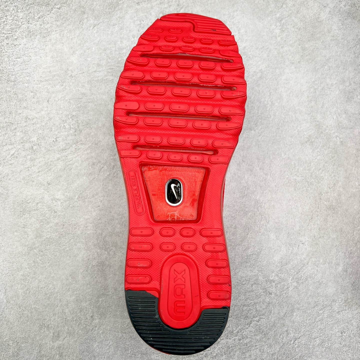 图片[9]-＃纯原 NK Air Max 2013 经典舒适时尚耐磨透气低帮气垫跑步鞋 554886-600 携时尚设计闪亮回归 出众有型 采用网眼布细节和运动风无缝覆面 助你保持清爽感受 塑就焕新造型 经典 Flywire 设计搭配经典全掌型 Max Air 缓震配置 缔造出众舒适感和支撑效果实拍调校N版已经零色差零失真 百分百还原实物色彩所见即所得 不存在货不对板色差等低级问题 选购参考实物拍摄 不混卖不参货 只用心做好货严格选品 承诺混一赔十 尺码：35.5 36 36.5 37.5 38 38.5 39 40 40.5 41 42 42.5 43 44 44.5 45 46 46.5-选品中心