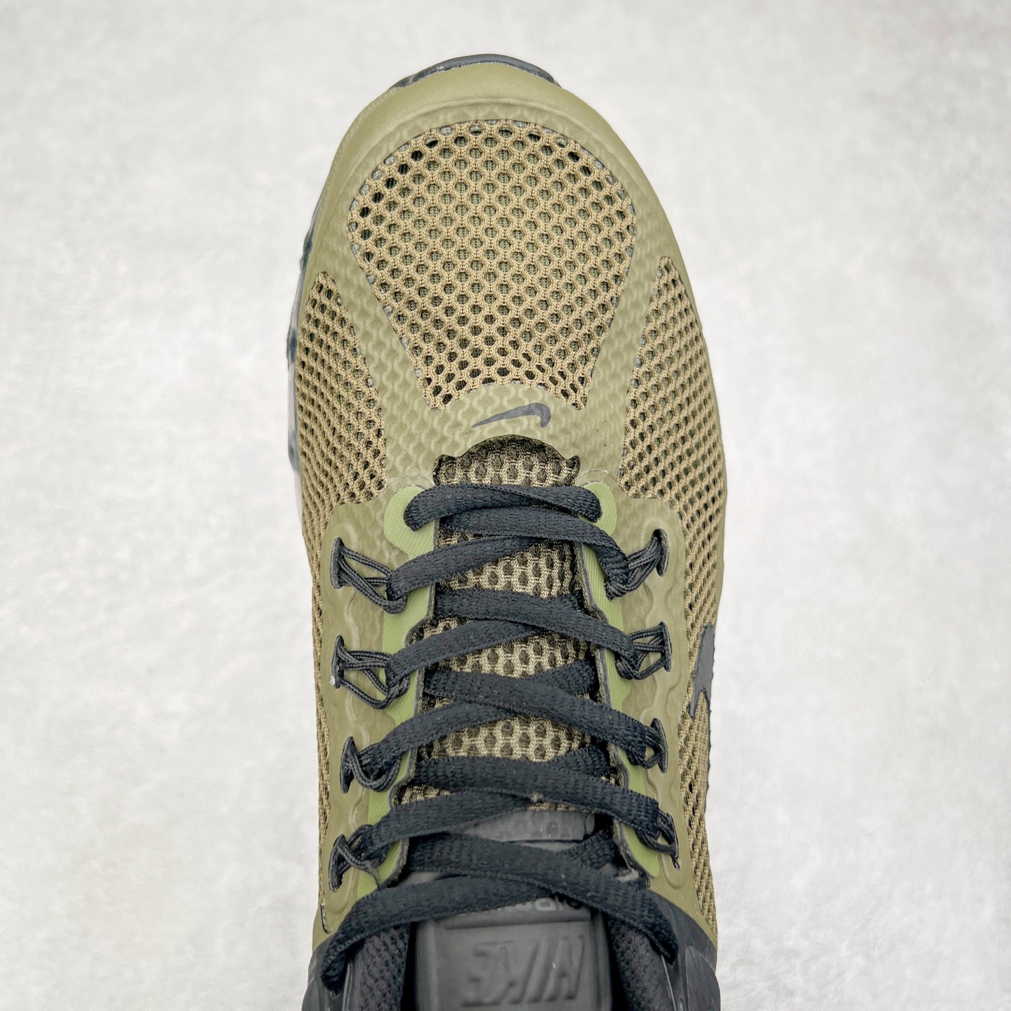 图片[4]-＃纯原 NK Air Max 2013 经典舒适时尚耐磨透气低帮气垫跑步鞋 FZ3156-222 携时尚设计闪亮回归 出众有型 采用网眼布细节和运动风无缝覆面 助你保持清爽感受 塑就焕新造型 经典 Flywire 设计搭配经典全掌型 Max Air 缓震配置 缔造出众舒适感和支撑效果实拍调校N版已经零色差零失真 百分百还原实物色彩所见即所得 不存在货不对板色差等低级问题 选购参考实物拍摄 不混卖不参货 只用心做好货严格选品 承诺混一赔十 尺码：35.5 36 36.5 37.5 38 38.5 39 40 40.5 41 42 42.5 43 44 44.5 45 46 46.5-选品中心