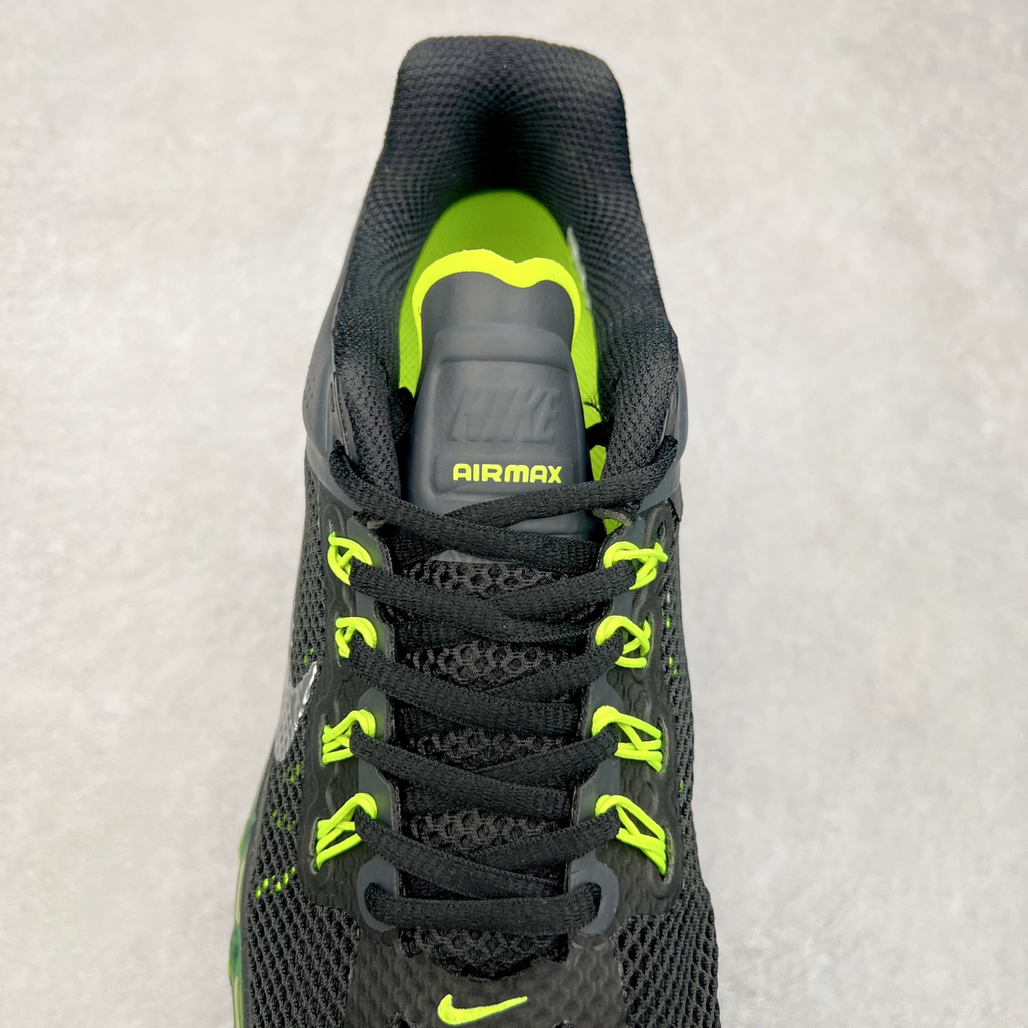 图片[5]-＃纯原 NK Air Max 2013 经典舒适时尚耐磨透气低帮气垫跑步鞋 555426-003 携时尚设计闪亮回归 出众有型 采用网眼布细节和运动风无缝覆面 助你保持清爽感受 塑就焕新造型 经典 Flywire 设计搭配经典全掌型 Max Air 缓震配置 缔造出众舒适感和支撑效果实拍调校N版已经零色差零失真 百分百还原实物色彩所见即所得 不存在货不对板色差等低级问题 选购参考实物拍摄 不混卖不参货 只用心做好货严格选品 承诺混一赔十 尺码：35.5 36 36.5 37.5 38 38.5 39 40 40.5 41 42 42.5 43 44 44.5 45 46 46.5-选品中心