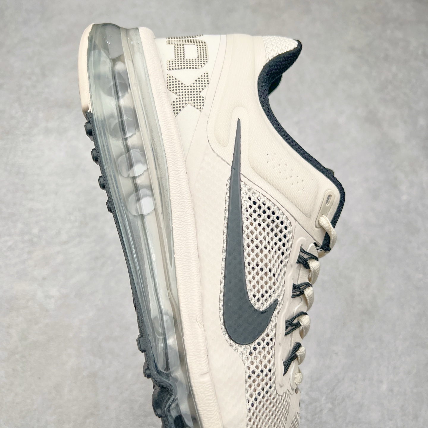 图片[6]-＃纯原 NK Air Max 2013 经典舒适时尚耐磨透气低帮气垫跑步鞋 FZ3156-008 携时尚设计闪亮回归 出众有型 采用网眼布细节和运动风无缝覆面 助你保持清爽感受 塑就焕新造型 经典 Flywire 设计搭配经典全掌型 Max Air 缓震配置 缔造出众舒适感和支撑效果实拍调校N版已经零色差零失真 百分百还原实物色彩所见即所得 不存在货不对板色差等低级问题 选购参考实物拍摄 不混卖不参货 只用心做好货严格选品 承诺混一赔十 尺码：35.5 36 36.5 37.5 38 38.5 39 40 40.5 41 42 42.5 43 44 44.5 45 46 46.5-选品中心