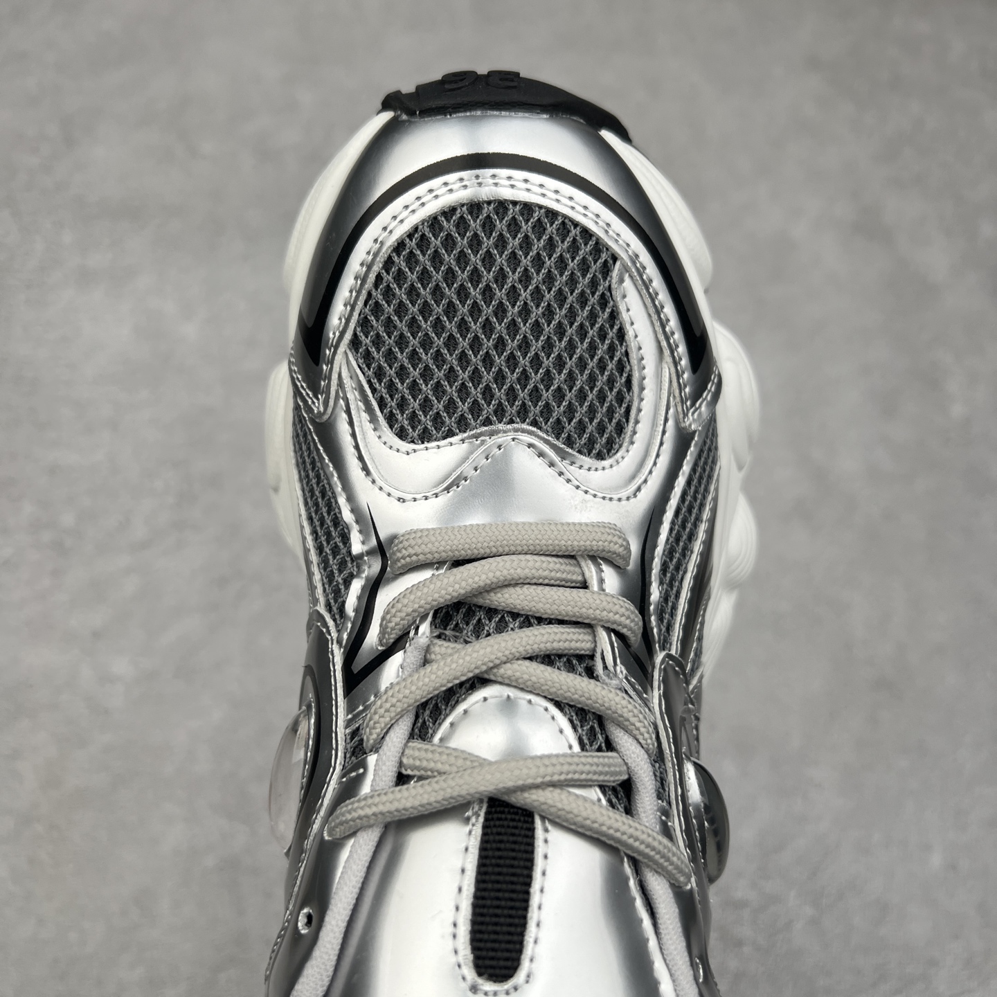 图片[4]-GG-CC Chunky Low白鹿同款独星球 2024新款GGCC低帮复古厚底增高老爹鞋 时髦look轻松定格 不费力展现率性氛围 原版正确大底 高档银盒 酷帅机能风不规则设计大底 8CM 增高厚底 大长腿既视感轻松拿捏 货号：G24X9833 尺码：35 36 37 38 39 40-选品中心