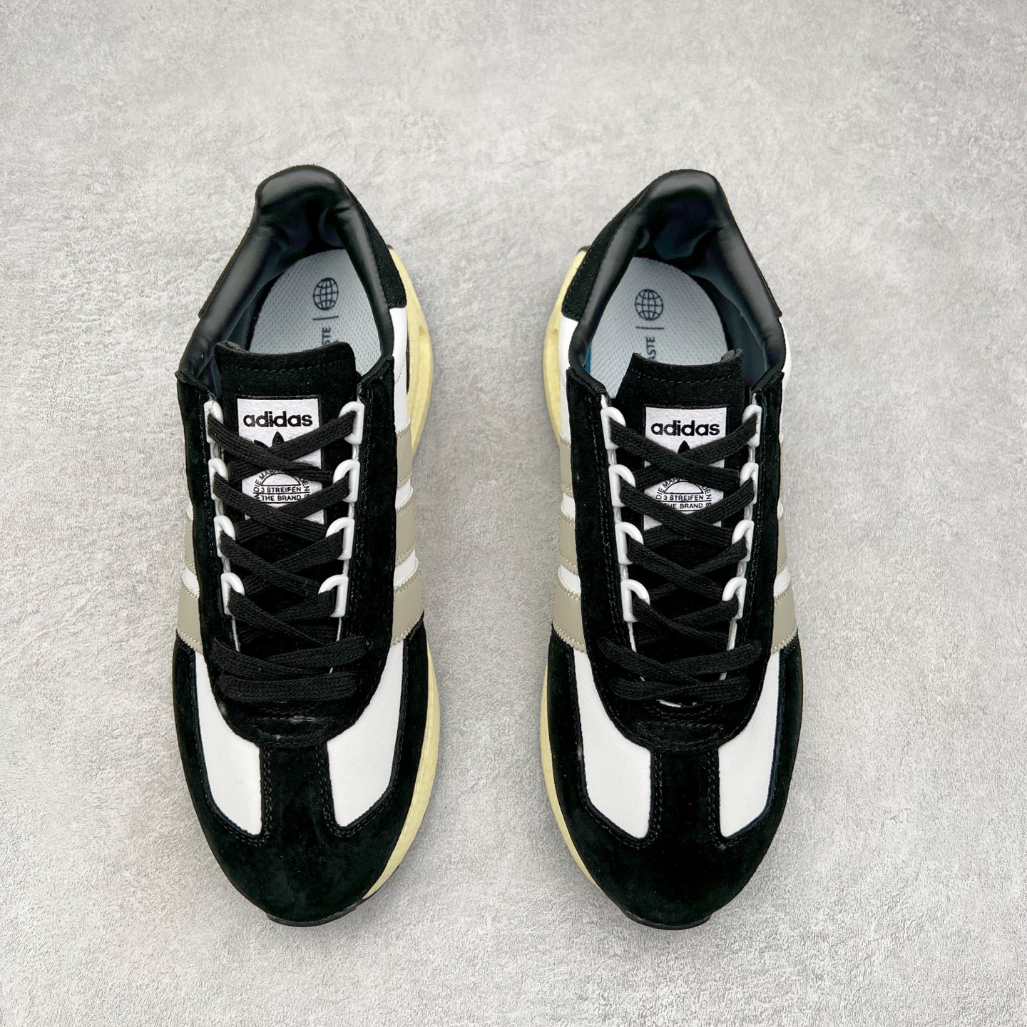 图片[2]-AD Originals Retropy Boost E5系列复古赛车原型一代系列爆米花缓震休闲运动慢跑鞋 复古风格鞋款作为如今的流行趋势之一深受欢迎，正是因此，将品牌历史经典设计与现代材料和技术相融合成为了Originals的创作思路，重新带来那些经典作品并赋予新诠释，使其跨越历史，成为时代标签。通过重新组合品牌历史经典与当代创新技术 Originals推出Retropy E5新鞋款 在延续复古韵味的同时，设计上做出更适应于现代化审美的调整。鞋面采用尼龙材质和绒面革结合打造，搭配BOOST材质中底提供舒适的日常穿着体验。尺码：36 36⅔ 37⅓ 38 38⅔ 39⅓ 40 40⅔ 41⅓ 42 42⅔ 43⅓ 44 45-选品中心