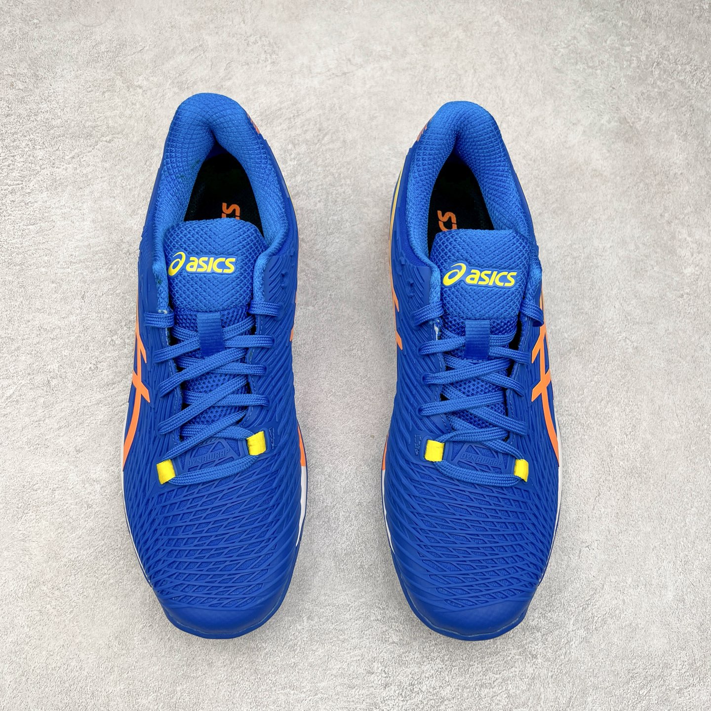 图片[2]-Asics Solution Speed FF 2 亚瑟士轻量速度型网球鞋 DYNAWRAP 技术可提升稳定性 FLYTEFOAM 科技打造轻量缓冲组件 FLYTEFOAM Propel 技术鞋垫可提升吸震与回弹效果 TWISSTRUS 技术可提升速度与变向奔跑动作ASICSGRIP 科技可提升在球场上的抓地力 后足 GEL 缓冲科技可提供出色的避震效果AHAR 橡胶可提升耐用性 尺码：35 36 36.5 37 38 38.5 39 40 40.5 41 42 42.5 43 44 45-选品中心