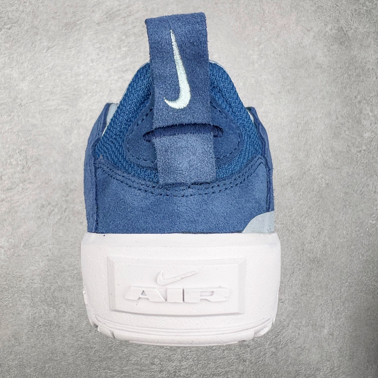 图片[8]-NK SB Day One 低帮休闲板鞋 FN4210-400 鞋款搭载Air Zoom缓震气垫，采用包边结构工艺轻盈柔韧，缔造非凡触板感。织物材料，舒适出众 翻毛皮覆面经久耐穿，塑就挚爱踢板体验。尺码：35.5 36 36.5 37.5 38 38.5 39 40 40.5 41 42 42.5 43 44 44.5 45-选品中心