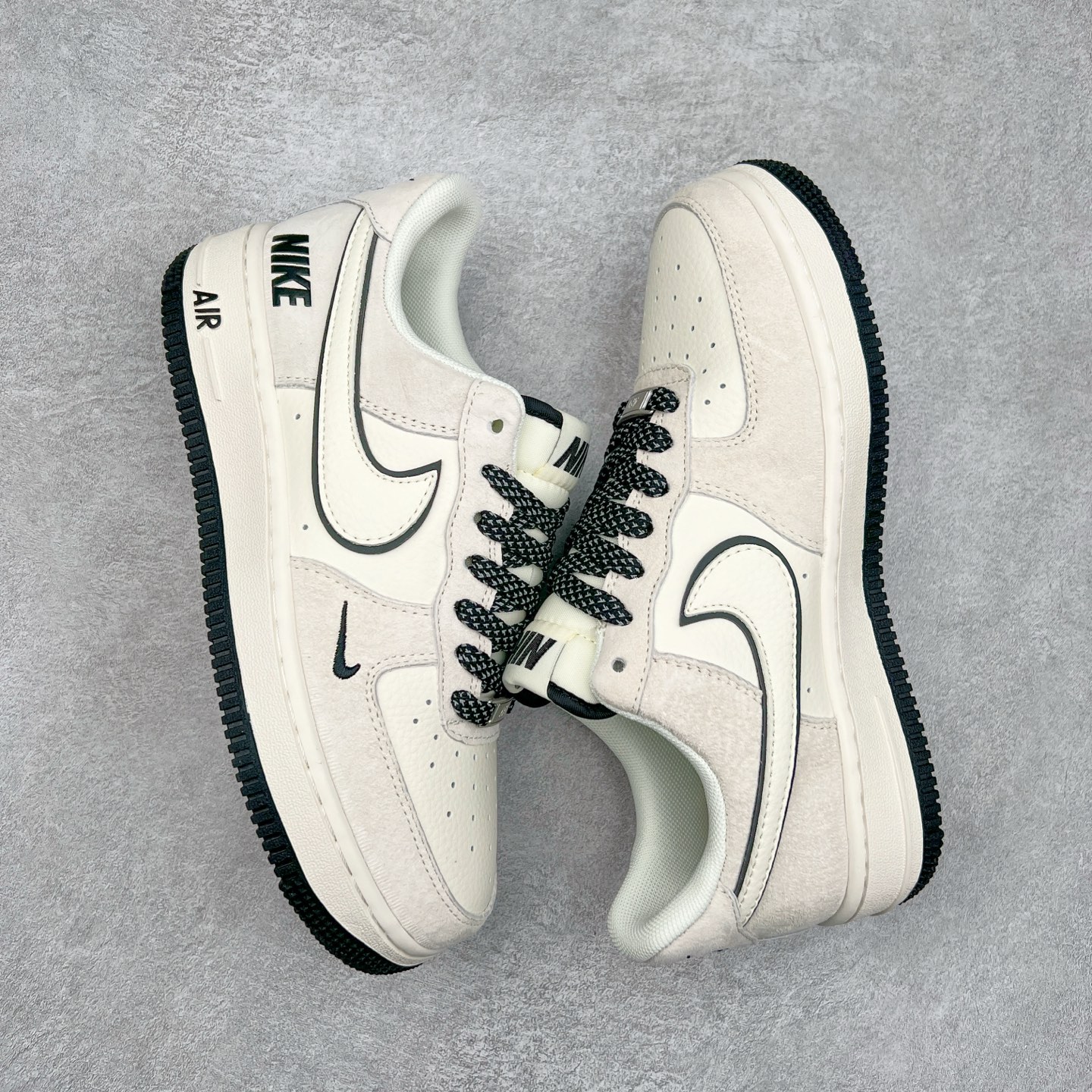 图片[3]-NK Air Force 1´07 Low 空军一号低帮百搭休闲运动板鞋 BB7518-028 柔软、弹性十足的缓震性能和出色的中底设计 横跨复古与现代的外型结合 造就出风靡全球 三十多年的Force 1 直到今天还深受青睐 实拍调校N版已经零色差零失真 百分百还原实物色彩所见即所得 不存在货不对板色差等低级问题 选购参考实物拍摄 不混卖不参货 只用心做好货严格选品 承诺混一赔十 尺码：36 36.5 37.5 38 38.5 39 40 40.5 41 42 42.5 43 44 44.5 45 46-选品中心