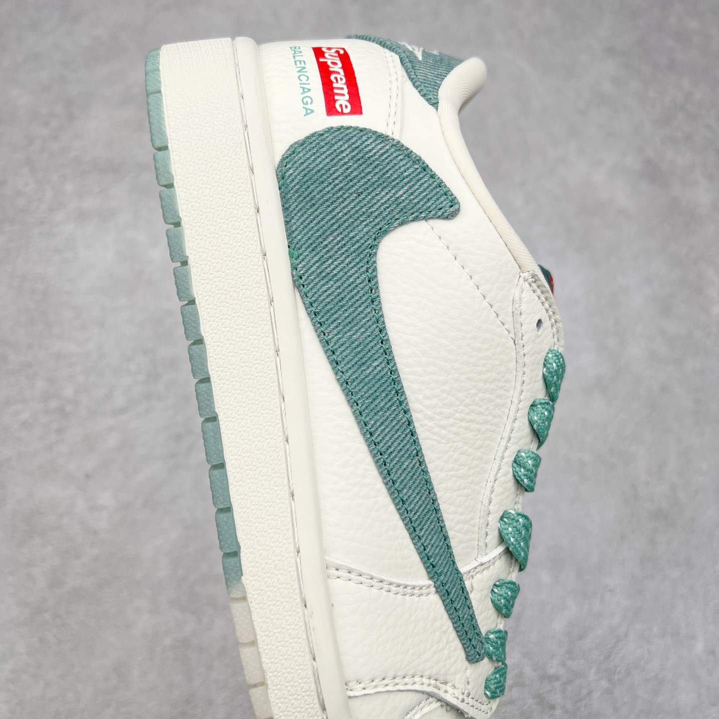 图片[6]-TS x Air Jordan AJ1 Low 倒钩低帮联名定制配色 JH6088-706 原厂内置气垫魔块 A模大底 头层小牛皮 鞋舌AJ原厂专用牛津布+AJ专用反口珍珠布+原厂无杂质高弹内里海棉+特殊封边弹力鞋带 实拍调校N版已经零色差零失真 百分百还原实物色彩所见即所得 不存在货不对板色差等低级问题 选购参考实物拍摄 不混卖不参货 只用心做好货严格选品 承诺混一赔十 尺码：36 36.5 37.5 38 38.5 39 40 40.5 41 42 42.5 43 44 44.5 45-选品中心