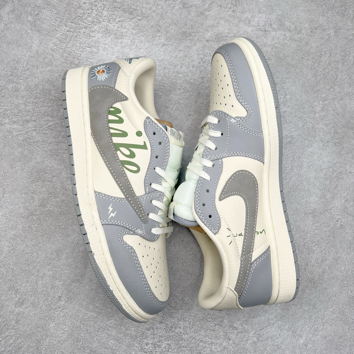 图片[3]-TS x Air Jordan AJ1 Low 倒钩低帮联名定制配色 XS2024-018 原厂内置气垫魔块 A模大底 头层小牛皮 鞋舌AJ原厂专用牛津布+AJ专用反口珍珠布+原厂无杂质高弹内里海棉+特殊封边弹力鞋带 实拍调校N版已经零色差零失真 百分百还原实物色彩所见即所得 不存在货不对板色差等低级问题 选购参考实物拍摄 不混卖不参货 只用心做好货严格选品 承诺混一赔十 尺码：36 36.5 37.5 38 38.5 39 40 40.5 41 42 42.5 43 44 44.5 45-选品中心