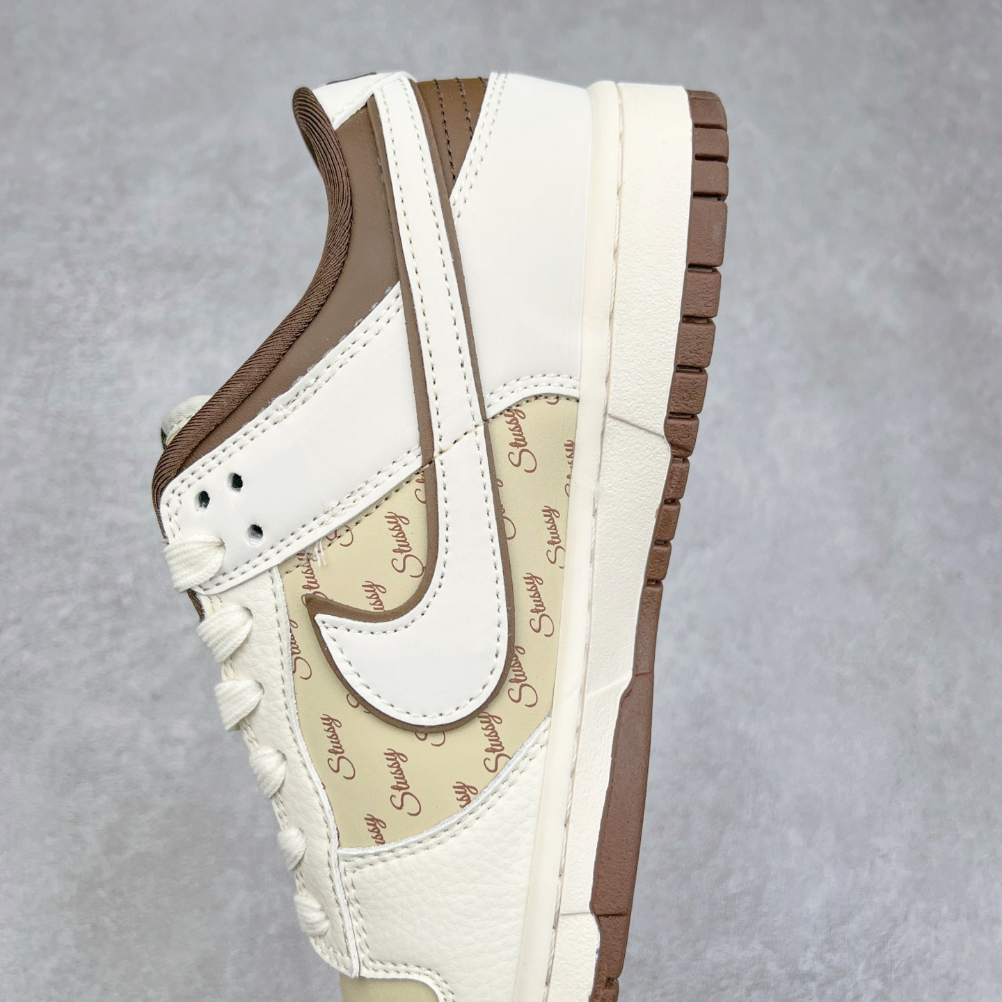 图片[7]-NK Dunk Low 定制配色 SJ1089-001 大厂出品 极力推荐 原装头层材料 独家版型蒸餾加工帶來的是更好的视觉和脚感体验大厂纯原品质出货 清洁度 电绣工艺 皮料切割干净无任何毛边 细节完美 实拍调校N版已经零色差零失真 百分百还原实物色彩所见即所得 不存在货不对板色差等低级问题 选购参考实物拍摄 不混卖不参货 只用心做好货严格选品 承诺混一赔十 尺码：36 36.5 37.5 38 38.5 39 40 40.5 41 42 42.5 43 44 44.5 45-选品中心