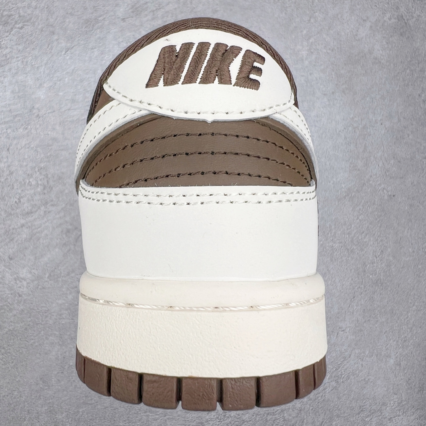 图片[8]-NK Dunk Low 定制配色 SJ1089-001 大厂出品 极力推荐 原装头层材料 独家版型蒸餾加工帶來的是更好的视觉和脚感体验大厂纯原品质出货 清洁度 电绣工艺 皮料切割干净无任何毛边 细节完美 实拍调校N版已经零色差零失真 百分百还原实物色彩所见即所得 不存在货不对板色差等低级问题 选购参考实物拍摄 不混卖不参货 只用心做好货严格选品 承诺混一赔十 尺码：36 36.5 37.5 38 38.5 39 40 40.5 41 42 42.5 43 44 44.5 45-选品中心