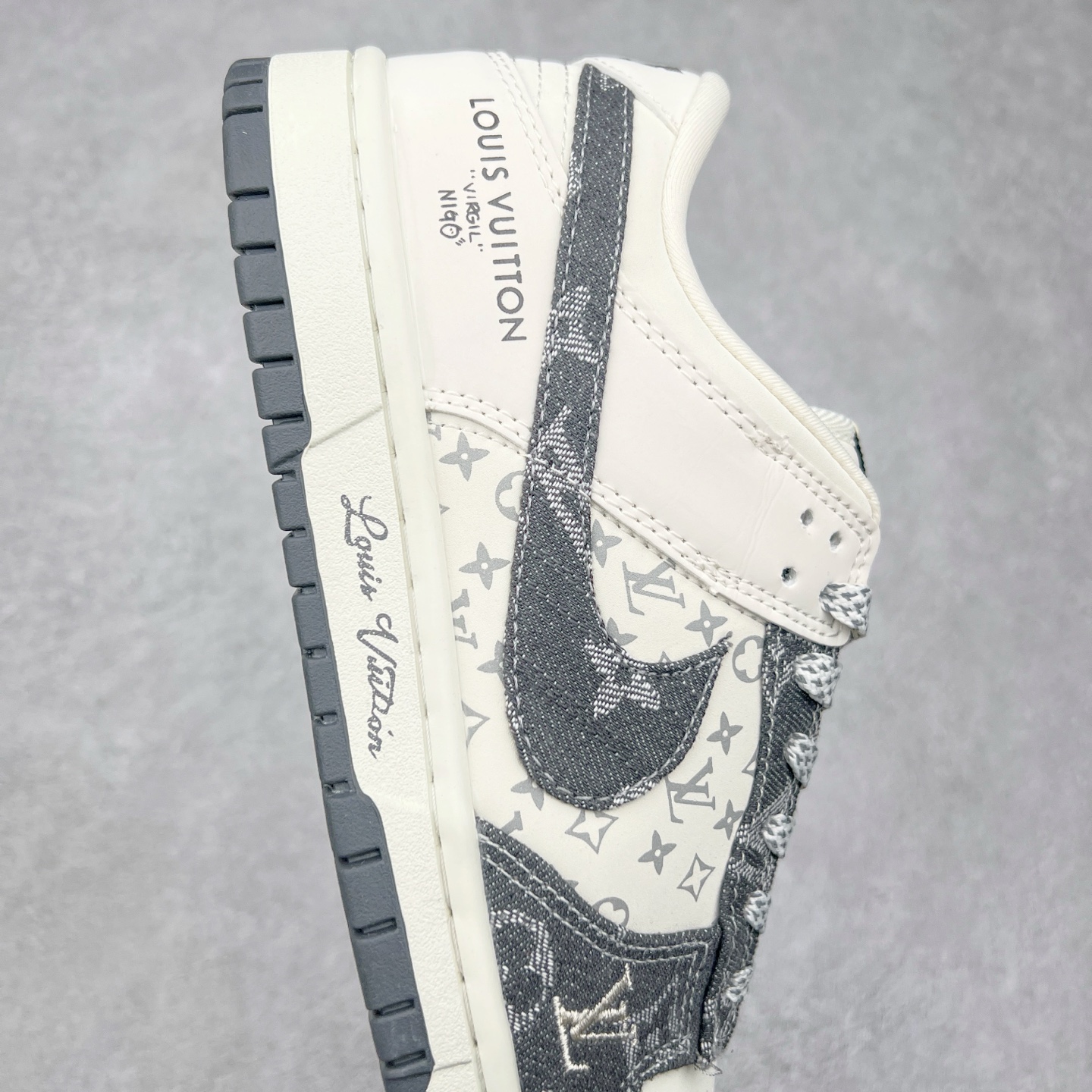 图片[6]-NK Dunk Low 定制配色 CH8311-236 大厂出品 极力推荐 原装头层材料 独家版型蒸餾加工帶來的是更好的视觉和脚感体验大厂纯原品质出货 清洁度 电绣工艺 皮料切割干净无任何毛边 细节完美 实拍调校N版已经零色差零失真 百分百还原实物色彩所见即所得 不存在货不对板色差等低级问题 选购参考实物拍摄 不混卖不参货 只用心做好货严格选品 承诺混一赔十 尺码：36 36.5 37.5 38 38.5 39 40 40.5 41 42 42.5 43 44 44.5 45-选品中心