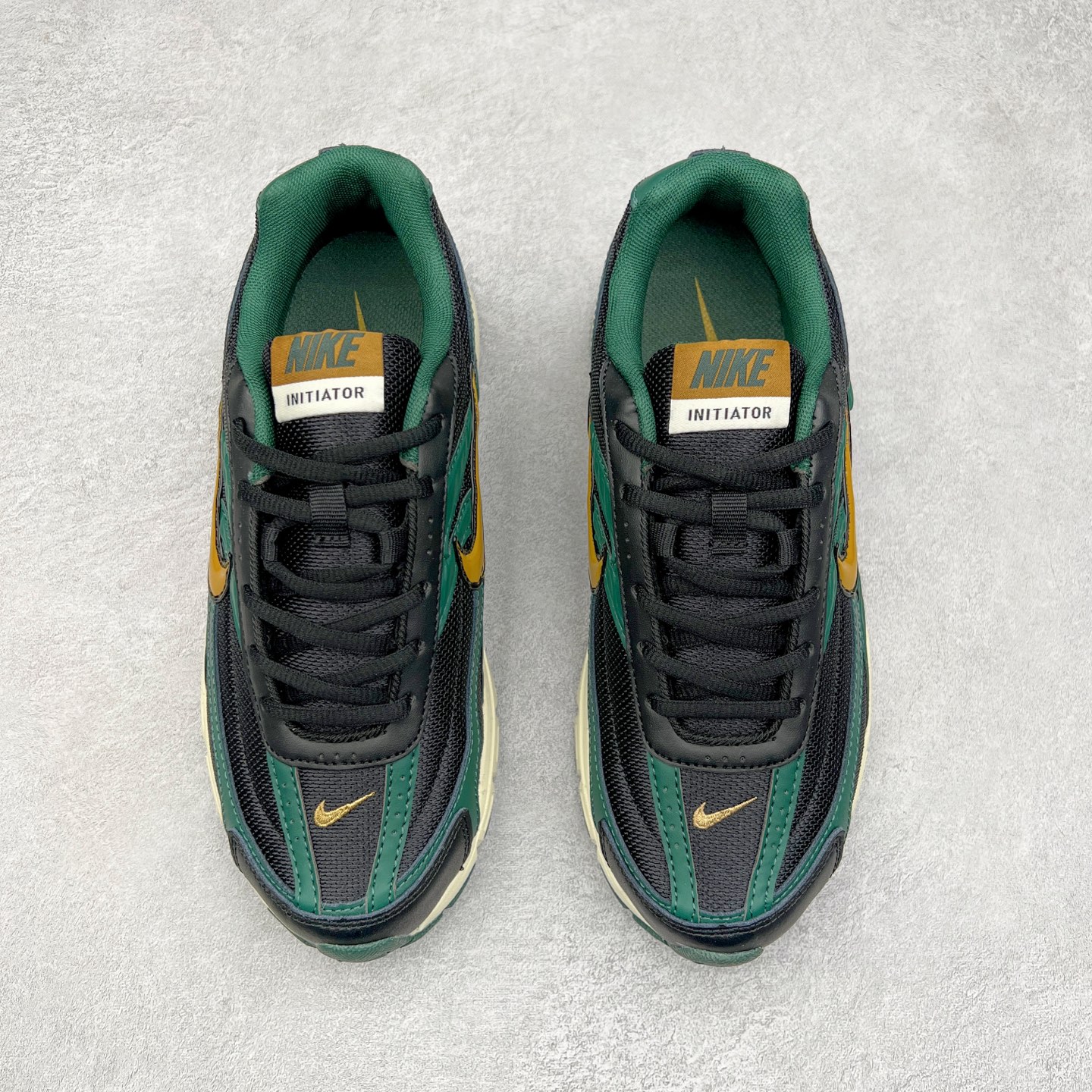 图片[2]-NK Initiator 创始者系列复古老爹鞋运动舒适复古网布合成革减震防滑耐磨低帮休闲跑步鞋 HQ3611-010 Ins爆火全新韩系古着风 回味经典 采用透气网眼鞋面和支撑覆盖层 自然运动设计的Phlyon中底用于缓冲 BRS 1000碳橡胶外底具有轻质柔韧性 牵引力和耐用性 实拍调校N版已经零色差零失真 百分百还原实物色彩所见即所得 不存在货不对板色差等低级问题 选购参考实物拍摄 不混卖不参货 只用心做好货严格选品 承诺混一赔十 尺码：36 36.5 37.5 38 38.5 39 40 40.5 41 42 42.5 43 44 44.5 45-选品中心