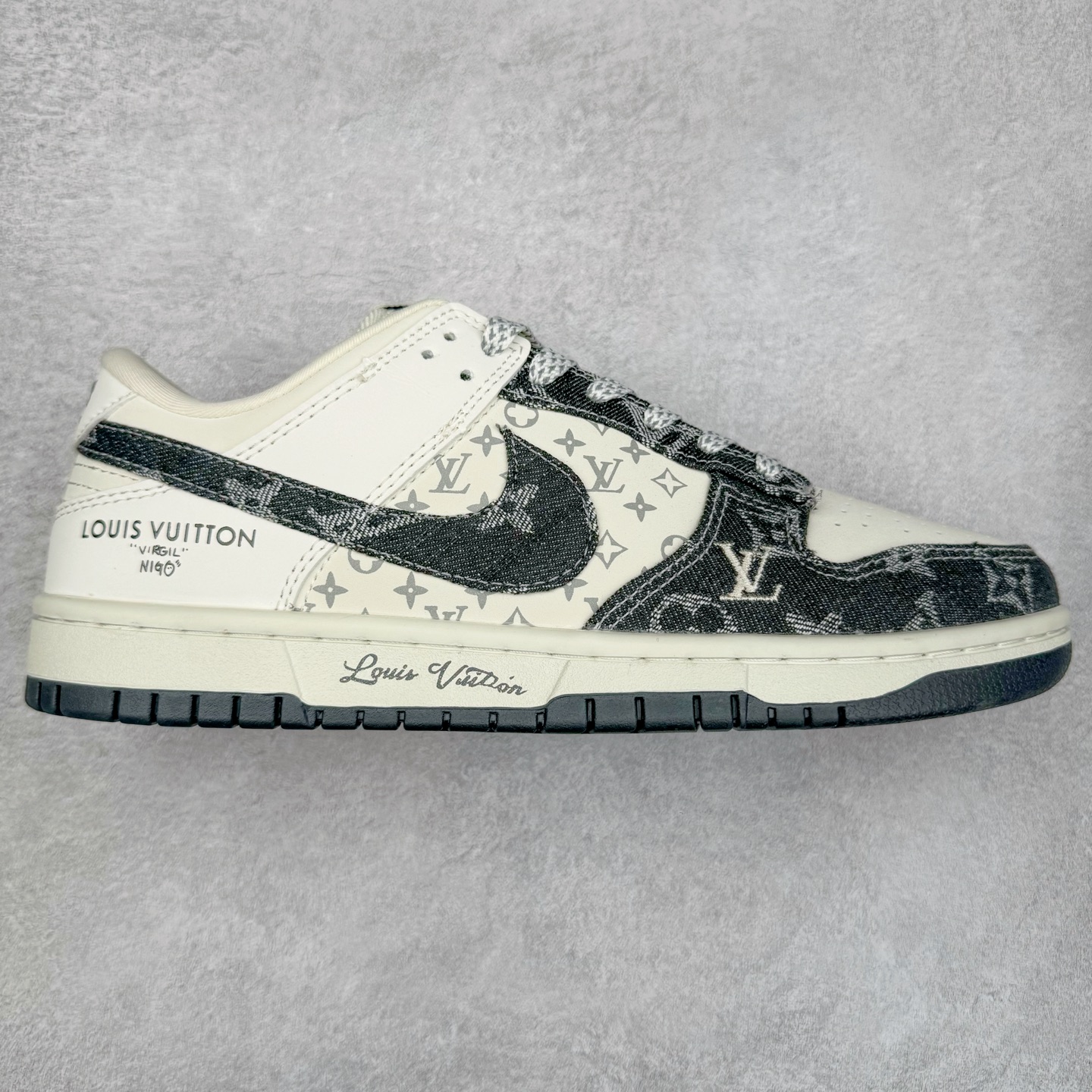 NK Dunk Low 定制配色 CH8311-236 大厂出品 极力推荐 原装头层材料 独家版型蒸餾加工帶來的是更好的视觉和脚感体验大厂纯原品质出货 清洁度 电绣工艺 皮料切割干净无任何毛边 细节完美 实拍调校N版已经零色差零失真 百分百还原实物色彩所见即所得 不存在货不对板色差等低级问题 选购参考实物拍摄 不混卖不参货 只用心做好货严格选品 承诺混一赔十 尺码：36 36.5 37.5 38 38.5 39 40 40.5 41 42 42.5 43 44 44.5 45-选品中心