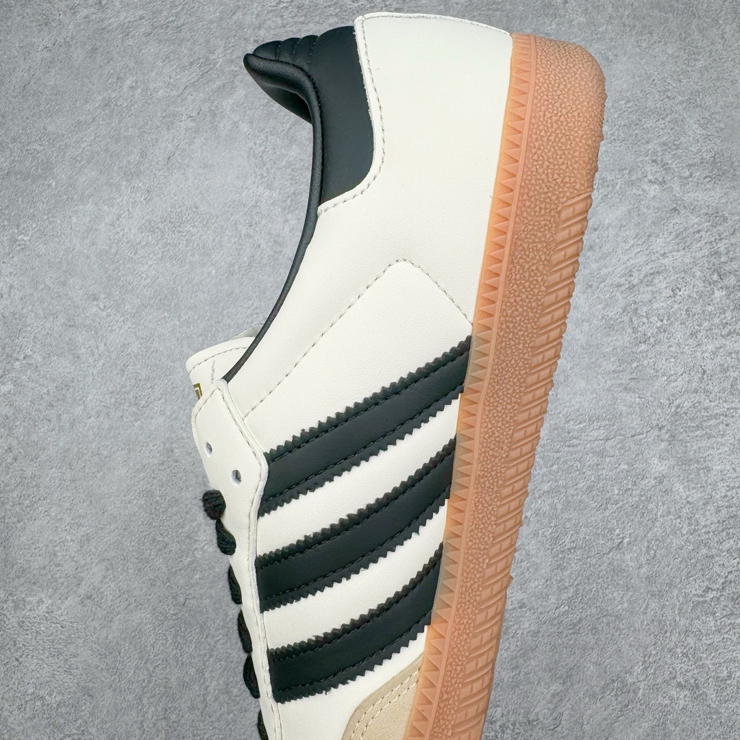 图片[7]-＃纯原福利 AD Original Samba OG 复古经典轻便板鞋 ID0478 正确烫金高频细节 原装纳米超迁皮料 独家私模橡胶大底 原盒原配 正确黑色中底布 这款桑巴鞋展示了高质量的工艺 带有装饰的超锁缝制和无缝的手感 柔软、柔软的皮革造型和标志性的3条纹完成了精致的外观 正规合身鞋带 鞋面上有绒面鞋垫 橡胶鞋底 享受正畸套筒软感 自50年代首次亮相以来就一直在赢得粉丝的青睐 尺码：35.5 36 36.5 37.5 38 38.5 39 40 40.5 41 42 42.5 43 44 44.5 45-选品中心