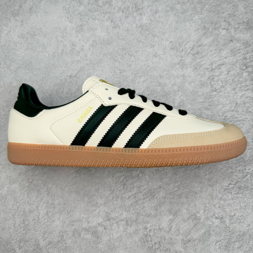 ＃纯原福利 AD Original Samba OG 复古经典轻便板鞋 ID0478 正确烫金高频细节 原装纳米超迁皮料 独家私模橡胶大底 原盒原配 正确黑色中底布 这款桑巴鞋展示了高质量的工艺 带有装饰的超锁缝制和无缝的手感 柔软、柔软的皮革造型和标志性的3条纹完成了精致的外观 正规合身鞋带 鞋面上有绒面鞋垫 橡胶鞋底 享受正畸套筒软感 自50年代首次亮相以来就一直在赢得粉丝的青睐 尺码：35.5 36 36.5 37.5 38 38.5 39 40 40.5 41 42 42.5 43 44 44.5 45-选品中心