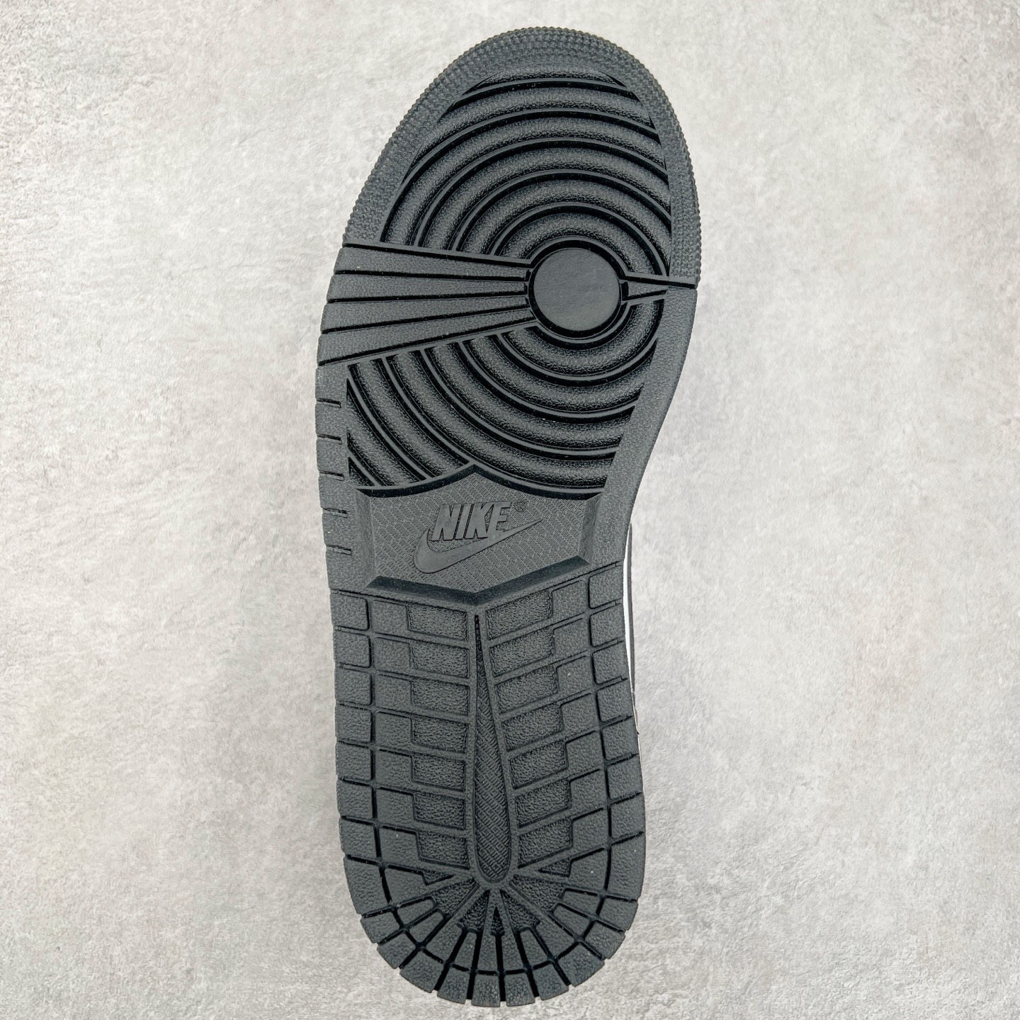 图片[9]-＃K版 Air Jordan AJ1 Low 低帮 蓝白棕 HV5973-101 全新流水线出品 DT版本唯一平替选择 市场第二梯队最强版 全部原鞋开发 原楦原纸板开发 全鞋电脑针车 原厂内置全掌气垫 原盒内在原标 唯一Zp原版鞋带绑法 免检产品 全新2022版型 全头层皮料 完美零毛边处理 原厂配置全掌气垫 价格定位良心 几十个配色陆续出货 实拍调校N版已经零色差零失真 百分百还原实物色彩所见即所得 不存在货不对板色差等低级问题 选购参考实物拍摄 不混卖不参货 只用心做好货严格选品 承诺混一赔十 尺码：36 36.5 37.5 38 38.5 39 40 40.5 41 42 42.5 43 44 44.5 45-选品中心