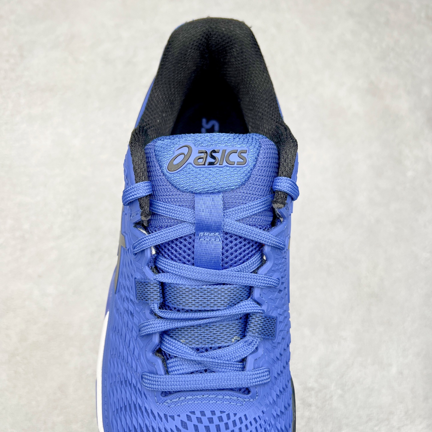 图片[5]-Asics Gel-Resolution 9 亚瑟士防滑耐磨透气 低帮网球鞋 Gel Resolution 9 是一款为快速进攻型球员设计的网球鞋，它有以下特点：鞋底没有刚性的鞋骨，让脚底感受到更多缓冲，舒适度极高。鞋内提供出色的支撑力和梦幻般的舒适感，让你在场上自信满满。鞋底采用 DynaWall 技术，增强了抓地力和反弹力，让你在移动中更灵活。尺码：36 36.5 37 38 38.5 39 40 40.5 41 42 42.5 43 44 45-选品中心