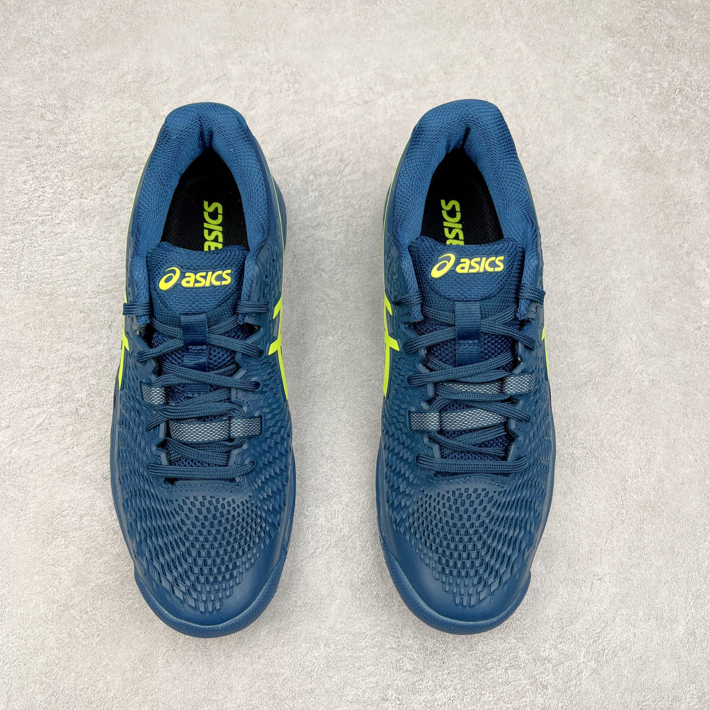 图片[2]-Asics Gel-Resolution 9 亚瑟士防滑耐磨透气 低帮网球鞋 Gel Resolution 9 是一款为快速进攻型球员设计的网球鞋，它有以下特点：鞋底没有刚性的鞋骨，让脚底感受到更多缓冲，舒适度极高。鞋内提供出色的支撑力和梦幻般的舒适感，让你在场上自信满满。鞋底采用 DynaWall 技术，增强了抓地力和反弹力，让你在移动中更灵活。尺码：36 36.5 37 38 38.5 39 40 40.5 41 42 42.5 43 44 45-选品中心