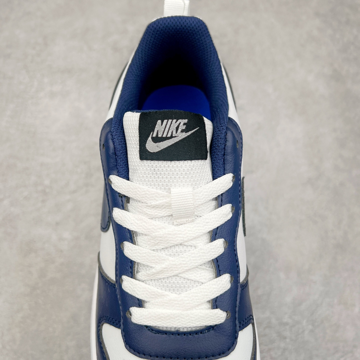 图片[5]-NK Court Borough Low CB2 小空军低帮百搭透气休闲运动板鞋 HF0742-161 口碑实力大厂出品 出货即市场巅峰 全套原纸板楦头开发 原汁原味 完美呈现版型 原数据独家私模大底 超高清洁度 极限压缩成本 超级跑量款式 经典耐用的设计 兼顾舒适脚感和出众风范 演绎匠心之作 结构性的支撑贴合感结合复古篮球设计 塑就场外全明星风范 尺码：35.5 36 36.5 37.5 38 38.5 39 40 40.5 41 42 42.5 43 44 44.5 45 46 47.5-选品中心