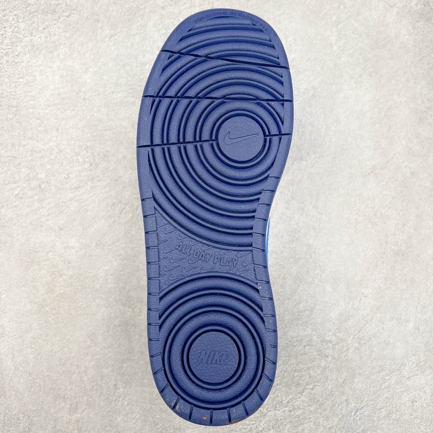 图片[9]-NK Court Borough Low CB2 小空军低帮百搭透气休闲运动板鞋 HF0742-161 口碑实力大厂出品 出货即市场巅峰 全套原纸板楦头开发 原汁原味 完美呈现版型 原数据独家私模大底 超高清洁度 极限压缩成本 超级跑量款式 经典耐用的设计 兼顾舒适脚感和出众风范 演绎匠心之作 结构性的支撑贴合感结合复古篮球设计 塑就场外全明星风范 尺码：35.5 36 36.5 37.5 38 38.5 39 40 40.5 41 42 42.5 43 44 44.5 45 46 47.5-选品中心