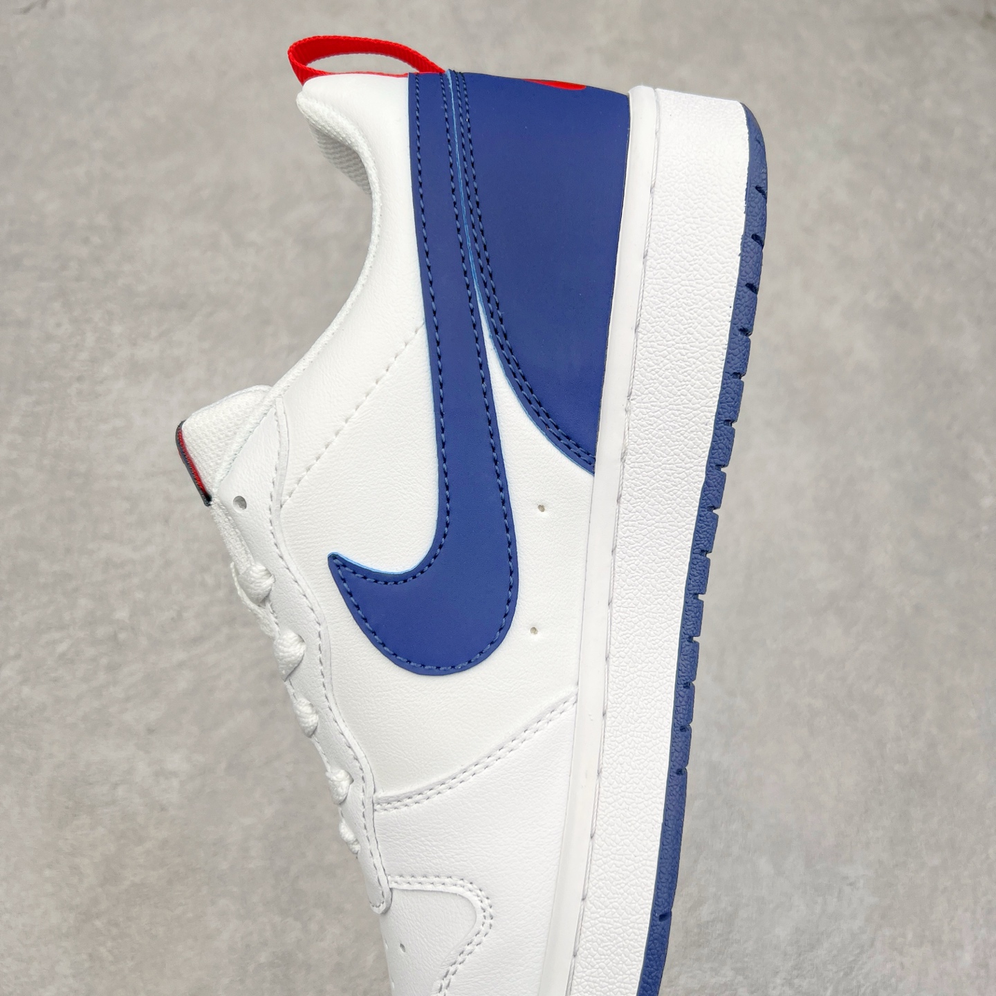 图片[7]-NK Court Borough Low CB2 小空军低帮百搭透气休闲运动板鞋 HF0742-161 口碑实力大厂出品 出货即市场巅峰 全套原纸板楦头开发 原汁原味 完美呈现版型 原数据独家私模大底 超高清洁度 极限压缩成本 超级跑量款式 经典耐用的设计 兼顾舒适脚感和出众风范 演绎匠心之作 结构性的支撑贴合感结合复古篮球设计 塑就场外全明星风范 尺码：35.5 36 36.5 37.5 38 38.5 39 40 40.5 41 42 42.5 43 44 44.5 45 46 47.5-选品中心