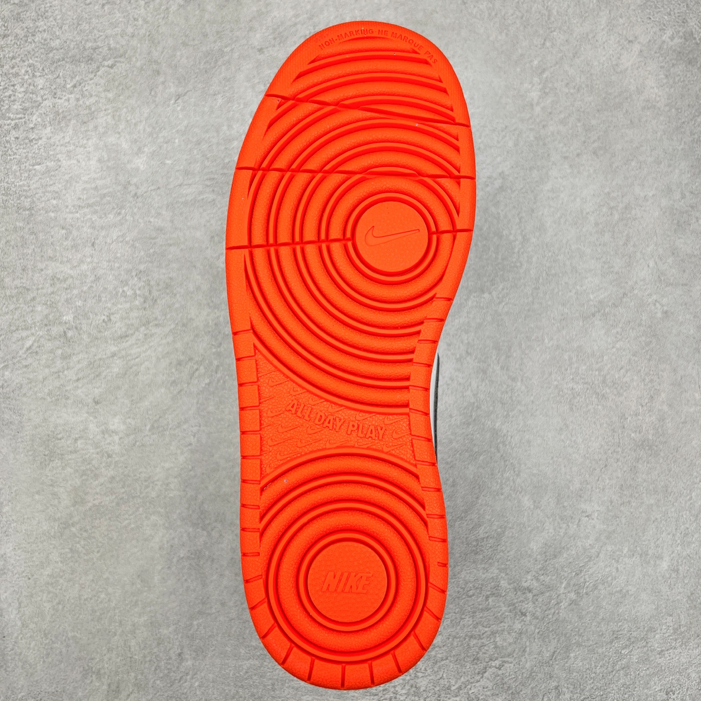 图片[9]-NK Court Borough Low CB2 小空军低帮百搭透气休闲运动板鞋 HF0742-161 口碑实力大厂出品 出货即市场巅峰 全套原纸板楦头开发 原汁原味 完美呈现版型 原数据独家私模大底 超高清洁度 极限压缩成本 超级跑量款式 经典耐用的设计 兼顾舒适脚感和出众风范 演绎匠心之作 结构性的支撑贴合感结合复古篮球设计 塑就场外全明星风范 尺码：35.5 36 36.5 37.5 38 38.5 39 40 40.5 41 42 42.5 43 44 44.5 45 46 47.5-选品中心