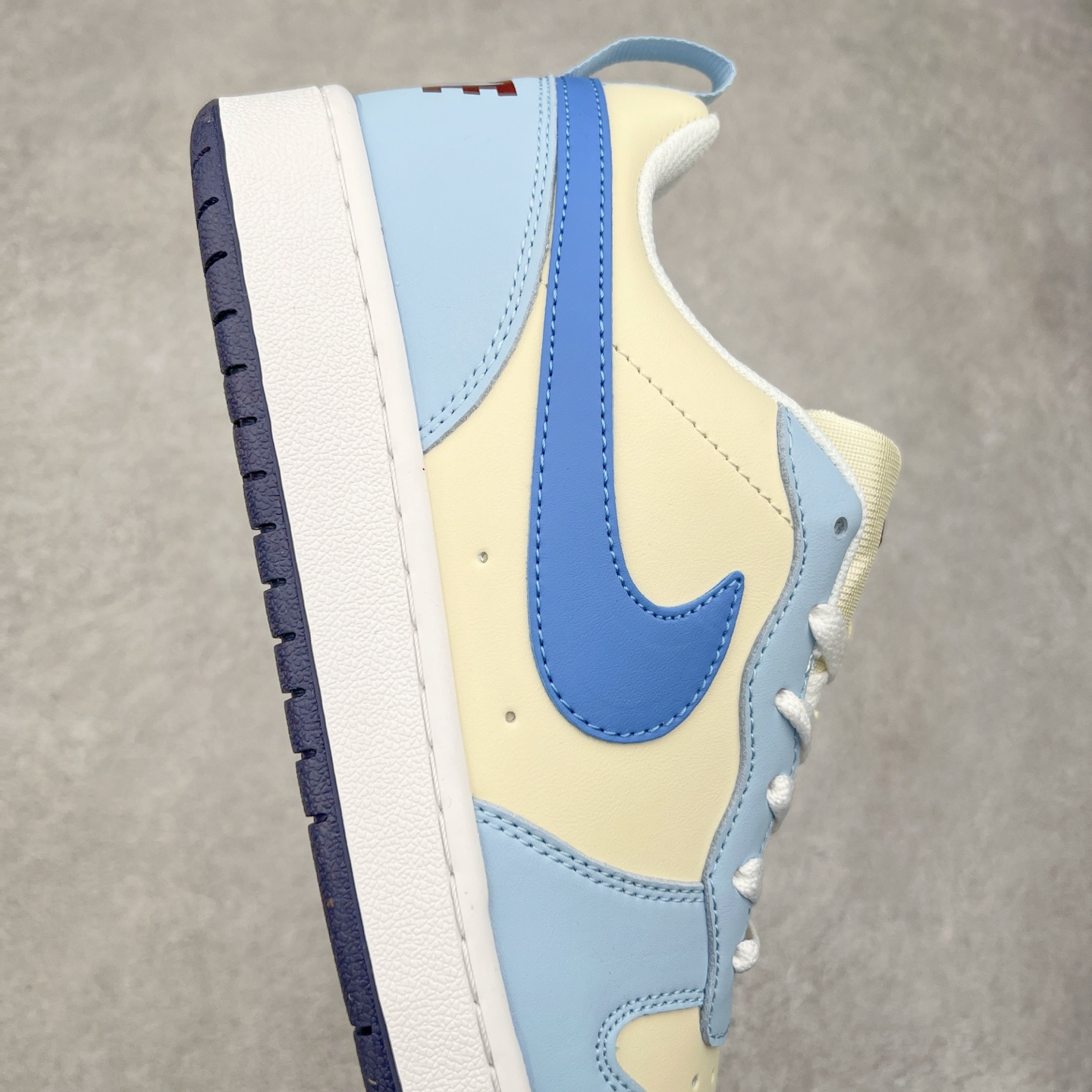 图片[6]-NK Court Borough Low CB2 小空军低帮百搭透气休闲运动板鞋 HF0742-161 口碑实力大厂出品 出货即市场巅峰 全套原纸板楦头开发 原汁原味 完美呈现版型 原数据独家私模大底 超高清洁度 极限压缩成本 超级跑量款式 经典耐用的设计 兼顾舒适脚感和出众风范 演绎匠心之作 结构性的支撑贴合感结合复古篮球设计 塑就场外全明星风范 尺码：35.5 36 36.5 37.5 38 38.5 39 40 40.5 41 42 42.5 43 44 44.5 45 46 47.5-选品中心