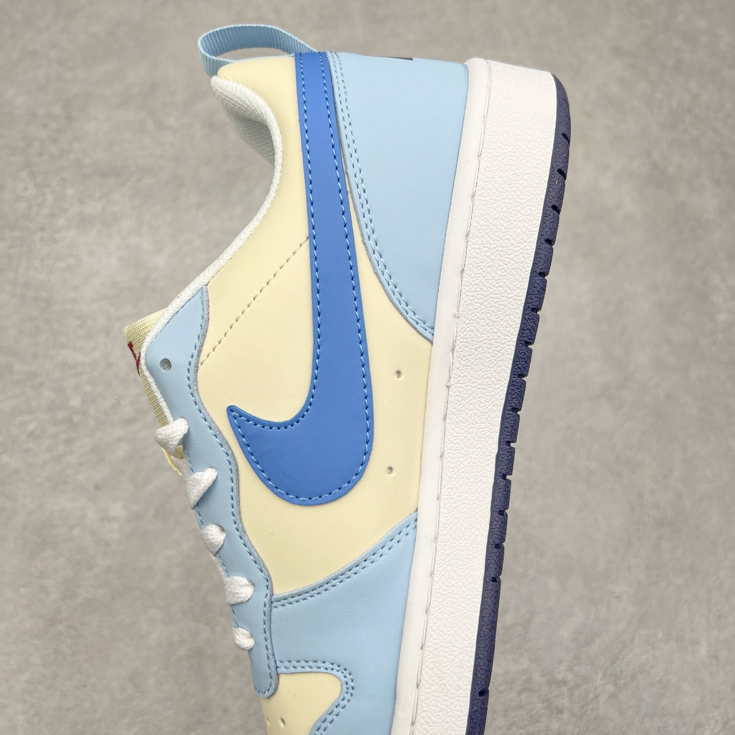 图片[7]-NK Court Borough Low CB2 小空军低帮百搭透气休闲运动板鞋 HF0742-161 口碑实力大厂出品 出货即市场巅峰 全套原纸板楦头开发 原汁原味 完美呈现版型 原数据独家私模大底 超高清洁度 极限压缩成本 超级跑量款式 经典耐用的设计 兼顾舒适脚感和出众风范 演绎匠心之作 结构性的支撑贴合感结合复古篮球设计 塑就场外全明星风范 尺码：35.5 36 36.5 37.5 38 38.5 39 40 40.5 41 42 42.5 43 44 44.5 45 46 47.5-选品中心