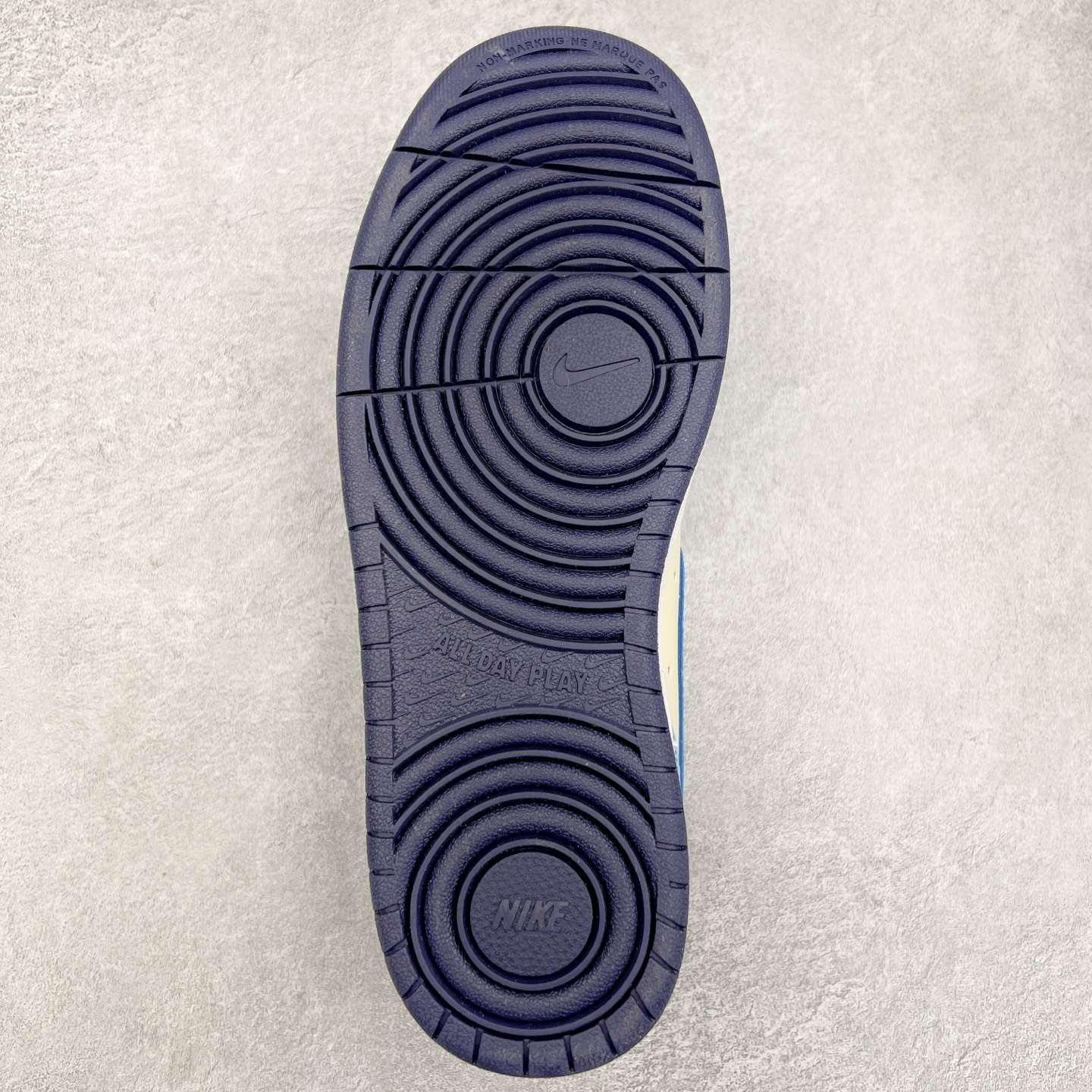 图片[9]-NK Court Borough Low CB2 小空军低帮百搭透气休闲运动板鞋 HF0742-161 口碑实力大厂出品 出货即市场巅峰 全套原纸板楦头开发 原汁原味 完美呈现版型 原数据独家私模大底 超高清洁度 极限压缩成本 超级跑量款式 经典耐用的设计 兼顾舒适脚感和出众风范 演绎匠心之作 结构性的支撑贴合感结合复古篮球设计 塑就场外全明星风范 尺码：35.5 36 36.5 37.5 38 38.5 39 40 40.5 41 42 42.5 43 44 44.5 45 46 47.5-选品中心