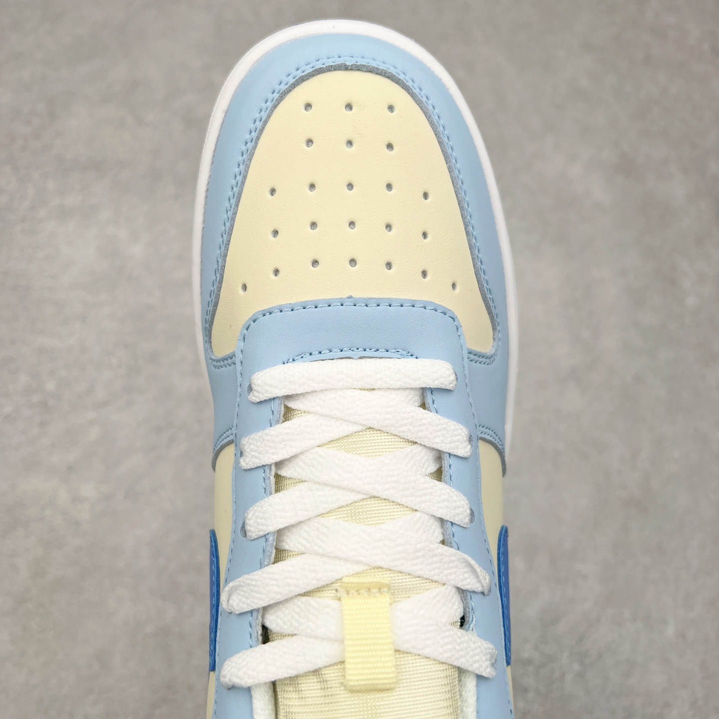 图片[4]-NK Court Borough Low CB2 小空军低帮百搭透气休闲运动板鞋 HF0742-161 口碑实力大厂出品 出货即市场巅峰 全套原纸板楦头开发 原汁原味 完美呈现版型 原数据独家私模大底 超高清洁度 极限压缩成本 超级跑量款式 经典耐用的设计 兼顾舒适脚感和出众风范 演绎匠心之作 结构性的支撑贴合感结合复古篮球设计 塑就场外全明星风范 尺码：35.5 36 36.5 37.5 38 38.5 39 40 40.5 41 42 42.5 43 44 44.5 45 46 47.5-选品中心