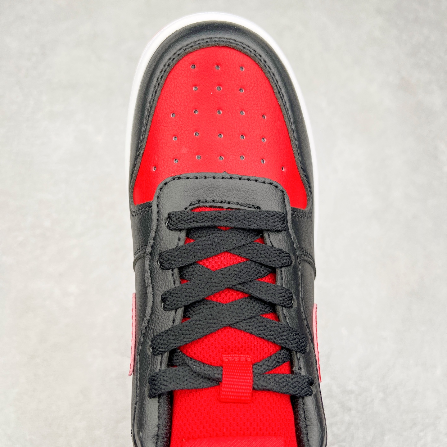 图片[4]-NK Court Borough Low CB2 小空军低帮百搭透气休闲运动板鞋 HF0742-161 口碑实力大厂出品 出货即市场巅峰 全套原纸板楦头开发 原汁原味 完美呈现版型 原数据独家私模大底 超高清洁度 极限压缩成本 超级跑量款式 经典耐用的设计 兼顾舒适脚感和出众风范 演绎匠心之作 结构性的支撑贴合感结合复古篮球设计 塑就场外全明星风范 尺码：35.5 36 36.5 37.5 38 38.5 39 40 40.5 41 42 42.5 43 44 44.5 45 46 47.5-选品中心