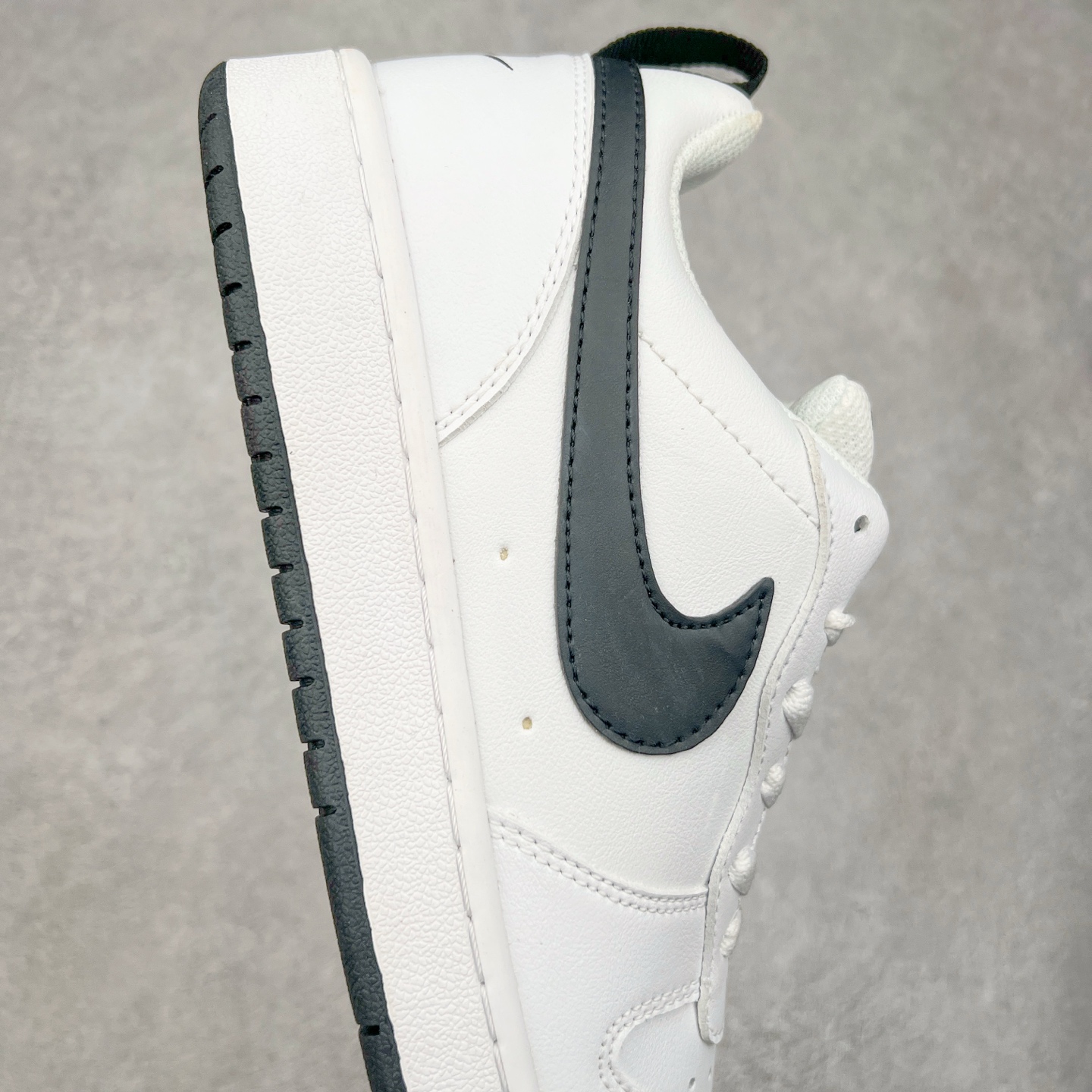 图片[6]-NK Court Borough Low CB2 小空军低帮百搭透气休闲运动板鞋 HF0742-161 口碑实力大厂出品 出货即市场巅峰 全套原纸板楦头开发 原汁原味 完美呈现版型 原数据独家私模大底 超高清洁度 极限压缩成本 超级跑量款式 经典耐用的设计 兼顾舒适脚感和出众风范 演绎匠心之作 结构性的支撑贴合感结合复古篮球设计 塑就场外全明星风范 尺码：35.5 36 36.5 37.5 38 38.5 39 40 40.5 41 42 42.5 43 44 44.5 45 46 47.5-选品中心