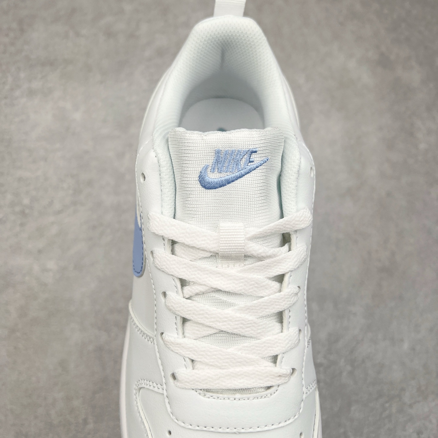 图片[5]-NK Court Borough Low CB2 小空军低帮百搭透气休闲运动板鞋 HF0742-161 口碑实力大厂出品 出货即市场巅峰 全套原纸板楦头开发 原汁原味 完美呈现版型 原数据独家私模大底 超高清洁度 极限压缩成本 超级跑量款式 经典耐用的设计 兼顾舒适脚感和出众风范 演绎匠心之作 结构性的支撑贴合感结合复古篮球设计 塑就场外全明星风范 尺码：35.5 36 36.5 37.5 38 38.5 39 40 40.5 41 42 42.5 43 44 44.5 45 46 47.5-选品中心