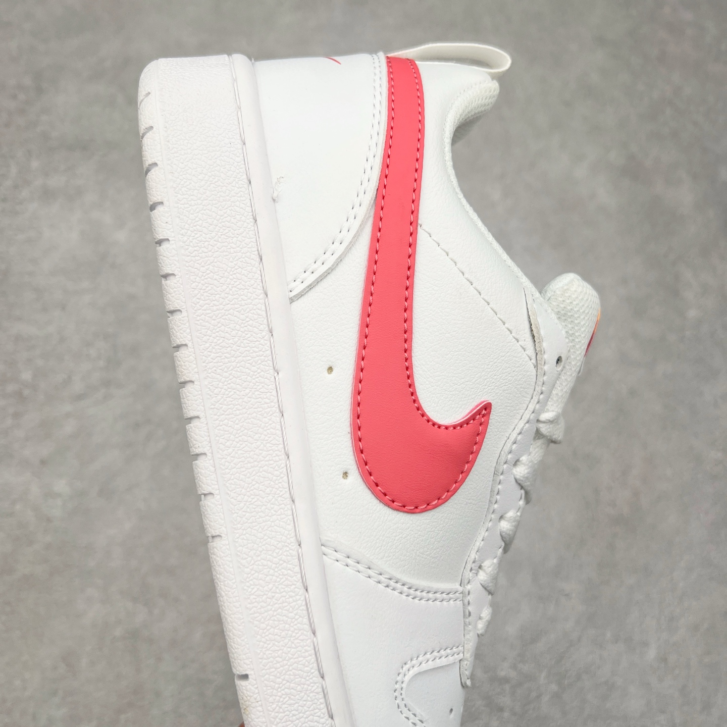 图片[6]-NK Court Borough Low CB2 小空军低帮百搭透气休闲运动板鞋 HF0742-161 口碑实力大厂出品 出货即市场巅峰 全套原纸板楦头开发 原汁原味 完美呈现版型 原数据独家私模大底 超高清洁度 极限压缩成本 超级跑量款式 经典耐用的设计 兼顾舒适脚感和出众风范 演绎匠心之作 结构性的支撑贴合感结合复古篮球设计 塑就场外全明星风范 尺码：35.5 36 36.5 37.5 38 38.5 39 40 40.5 41 42 42.5 43 44 44.5 45 46 47.5-选品中心