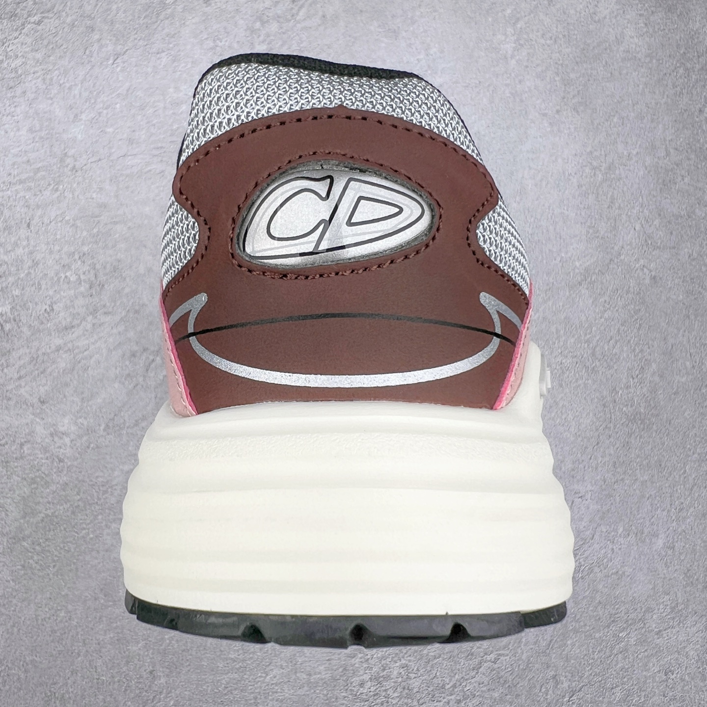 图片[8]-＃福利特价 Dior B30 迪奥网眼织物低帮运动休闲鞋 该款系列采用黑网色眼织物白和色科技料面精心制 作饰以反光“CD30”图形标志 外格轻盈的刻雕效果橡胶鞋搭底配标志性点的缀提升格调 内弹部力细节塑造想理的舒适穿着体验可与各休式闲造型配搭 彰显尚时现代的运风动范 尺码：36 37 35 39 40 41 42 43 44 45-选品中心