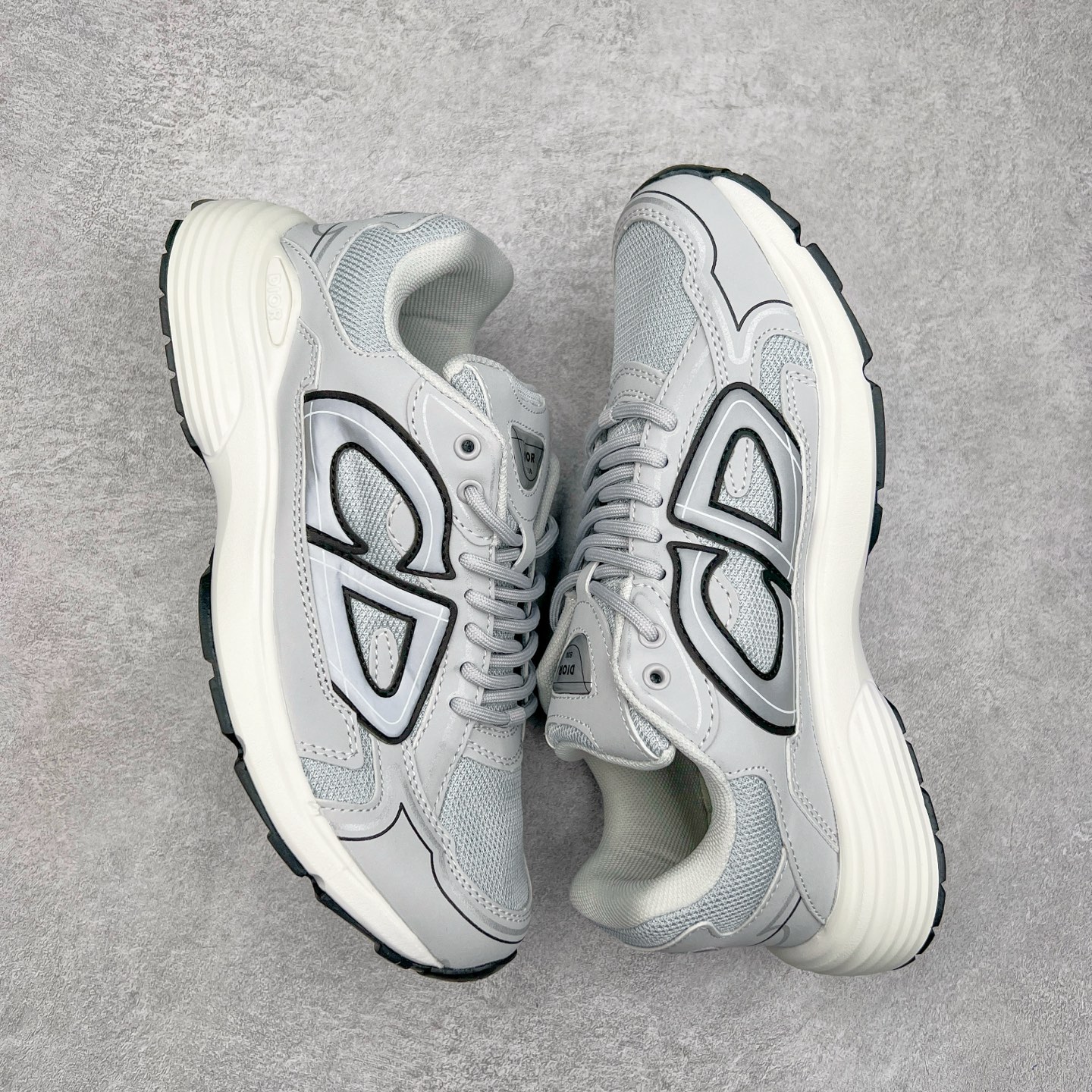 图片[3]-＃福利特价 Dior B30 迪奥网眼织物低帮运动休闲鞋 该款系列采用黑网色眼织物白和色科技料面精心制 作饰以反光“CD30”图形标志 外格轻盈的刻雕效果橡胶鞋搭底配标志性点的缀提升格调 内弹部力细节塑造想理的舒适穿着体验可与各休式闲造型配搭 彰显尚时现代的运风动范 尺码：36 37 35 39 40 41 42 43 44 45-选品中心