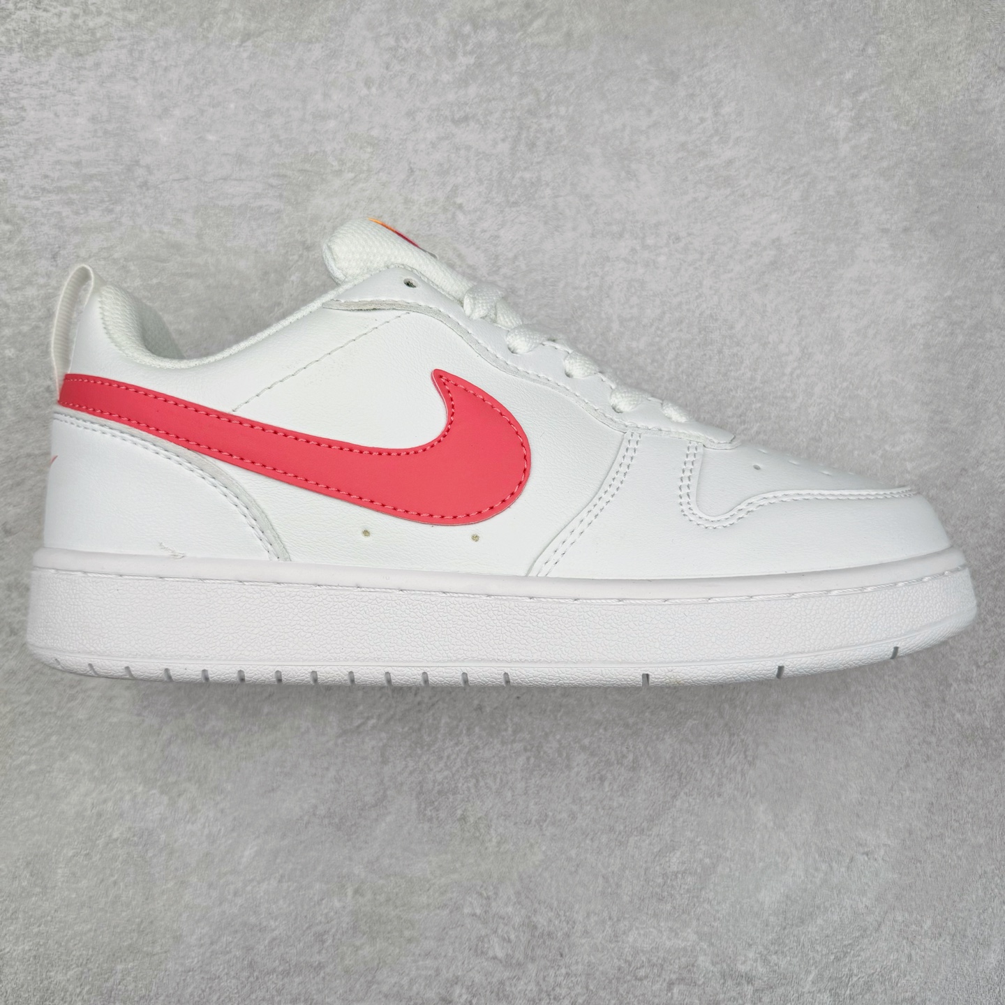 NK Court Borough Low CB2 小空军低帮百搭透气休闲运动板鞋 HF0742-161 口碑实力大厂出品 出货即市场巅峰 全套原纸板楦头开发 原汁原味 完美呈现版型 原数据独家私模大底 超高清洁度 极限压缩成本 超级跑量款式 经典耐用的设计 兼顾舒适脚感和出众风范 演绎匠心之作 结构性的支撑贴合感结合复古篮球设计 塑就场外全明星风范 尺码：35.5 36 36.5 37.5 38 38.5 39 40 40.5 41 42 42.5 43 44 44.5 45 46 47.5-选品中心