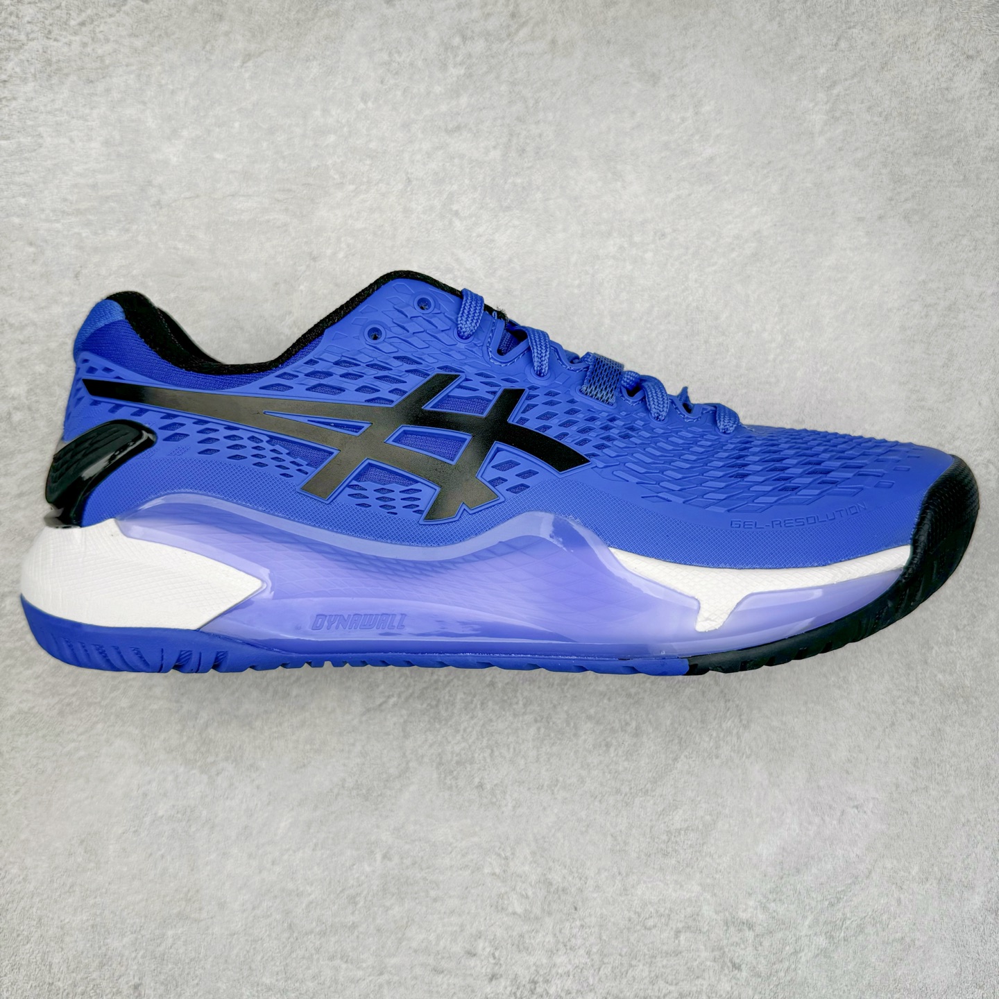 Asics Gel-Resolution 9 亚瑟士防滑耐磨透气 低帮网球鞋 Gel Resolution 9 是一款为快速进攻型球员设计的网球鞋，它有以下特点：鞋底没有刚性的鞋骨，让脚底感受到更多缓冲，舒适度极高。鞋内提供出色的支撑力和梦幻般的舒适感，让你在场上自信满满。鞋底采用 DynaWall 技术，增强了抓地力和反弹力，让你在移动中更灵活。尺码：36 36.5 37 38 38.5 39 40 40.5 41 42 42.5 43 44 45-选品中心