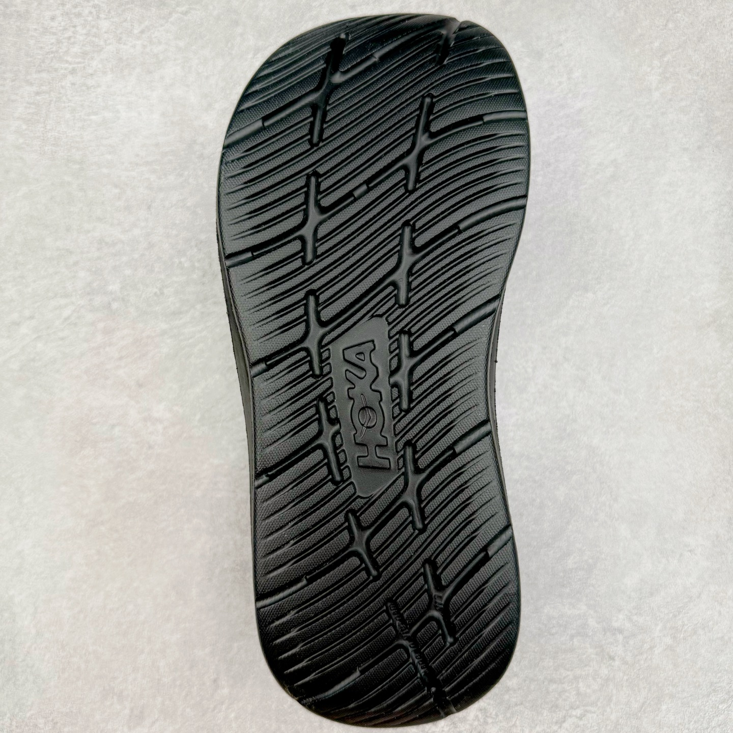 图片[9]-HOKA ONE ONE ORA Luxe 减震轻便舒缓运动 EVA 防滑一字拖鞋 男女同款 实拍调校N版已经零色差零失真 百分百还原实物色彩所见即所得 不存在货不对板色差等低级问题 选购参考实物拍摄 不混卖不参货 只用心做好货严格选品 承诺混一赔十 尺码：36 36.5 37.5 38 38.5 39 40 40.5 41 42 42.5 43 44 44.5 45-选品中心